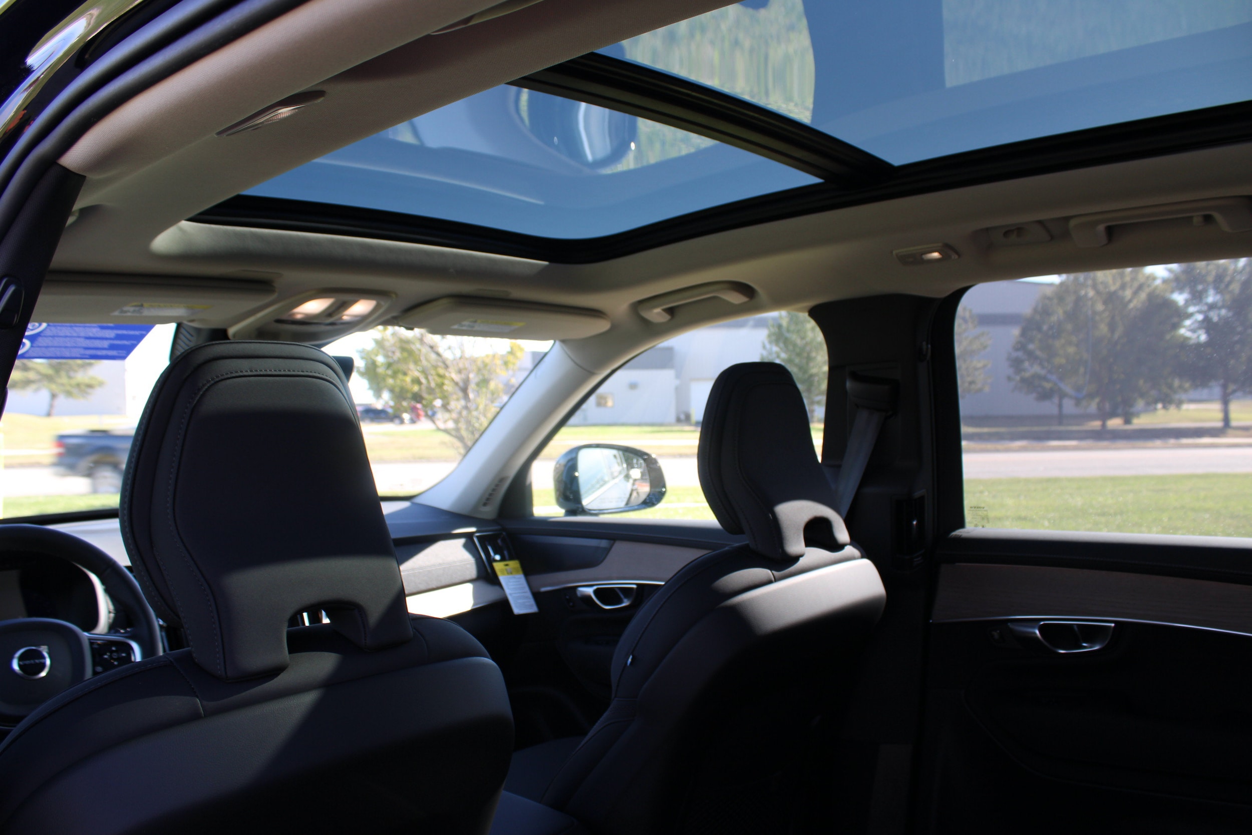 2026 Volvo XC90 Plus - Photo 34