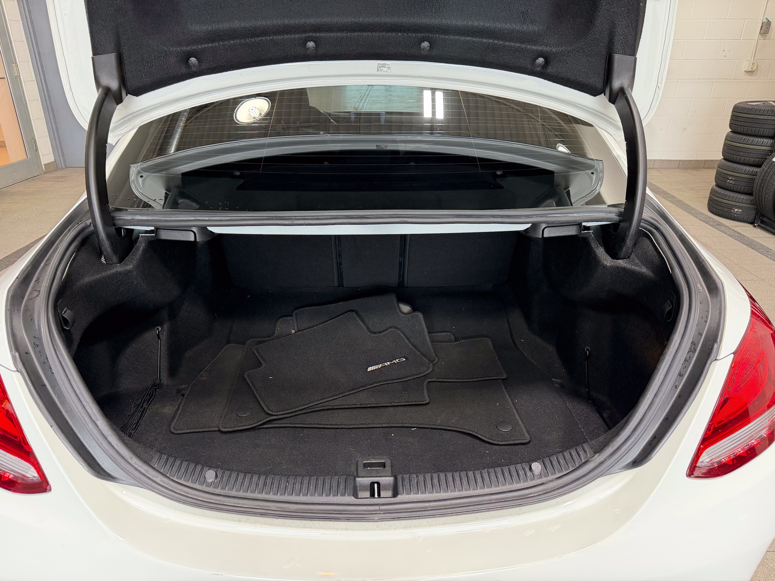 2016 Mercedes-Benz C-Class C300 - Photo 30