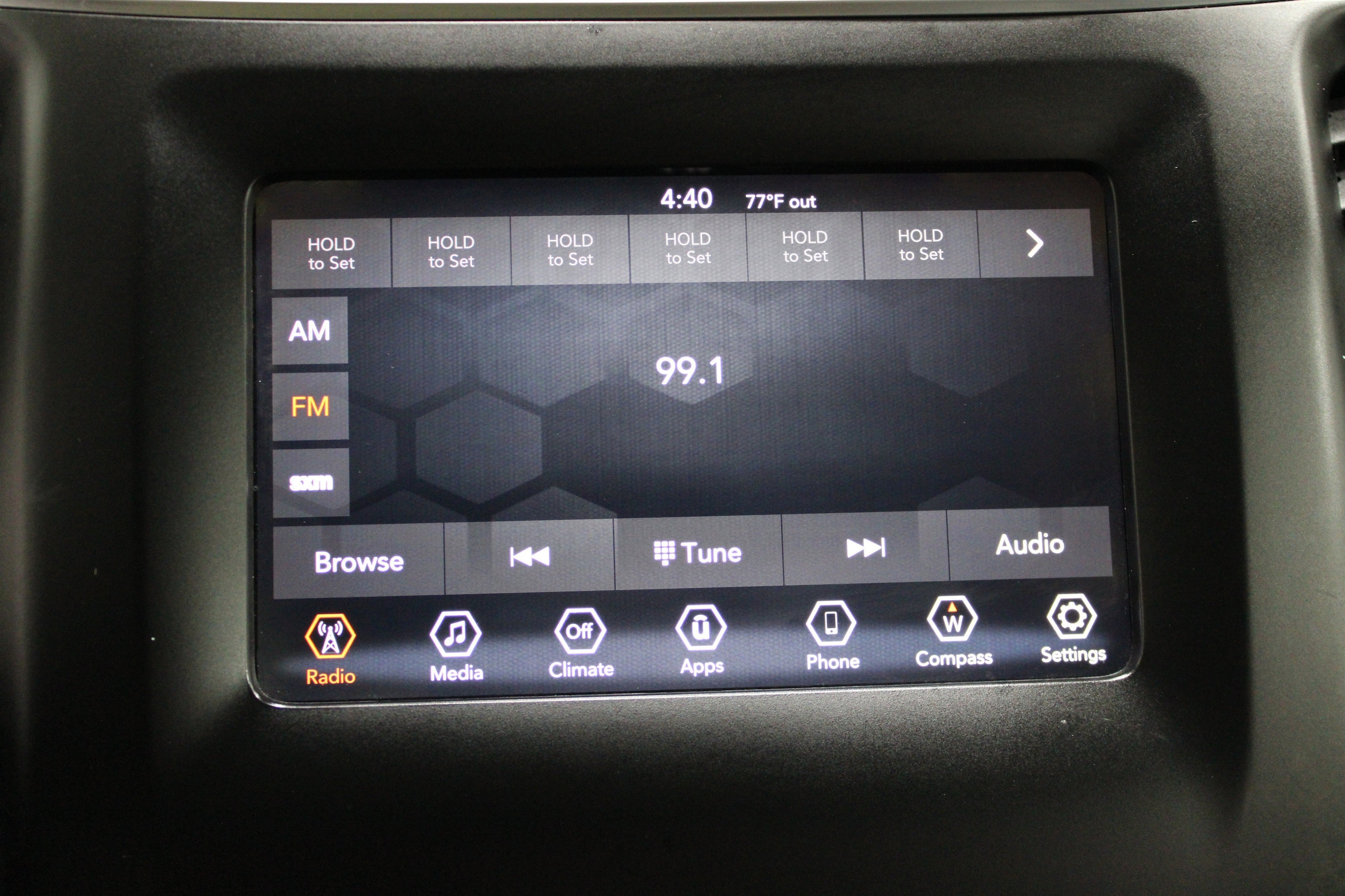 2019 Jeep Cherokee Latitude Plus - Photo 13