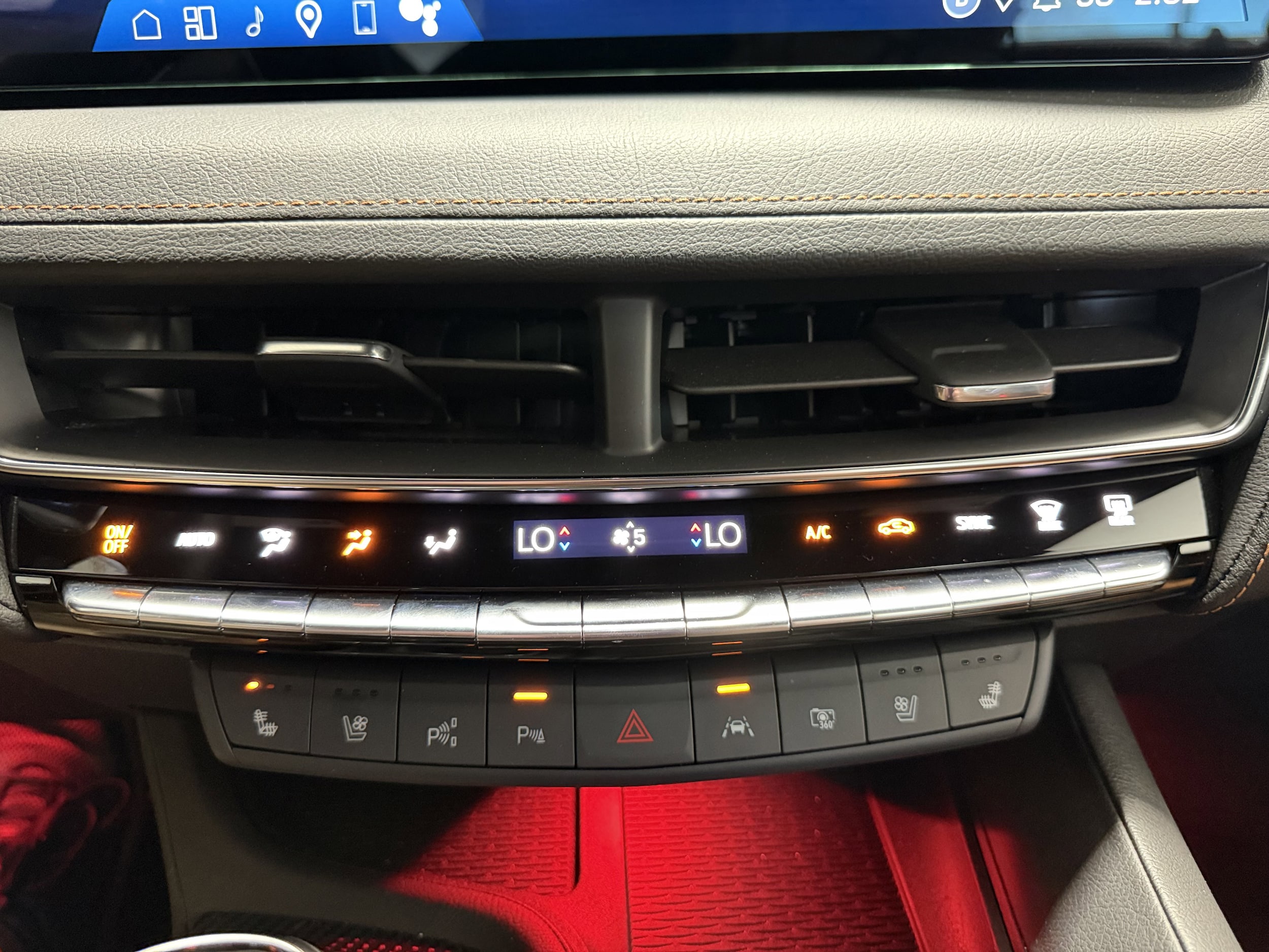 2025 Cadillac CT5 Premium Luxury - Photo 18