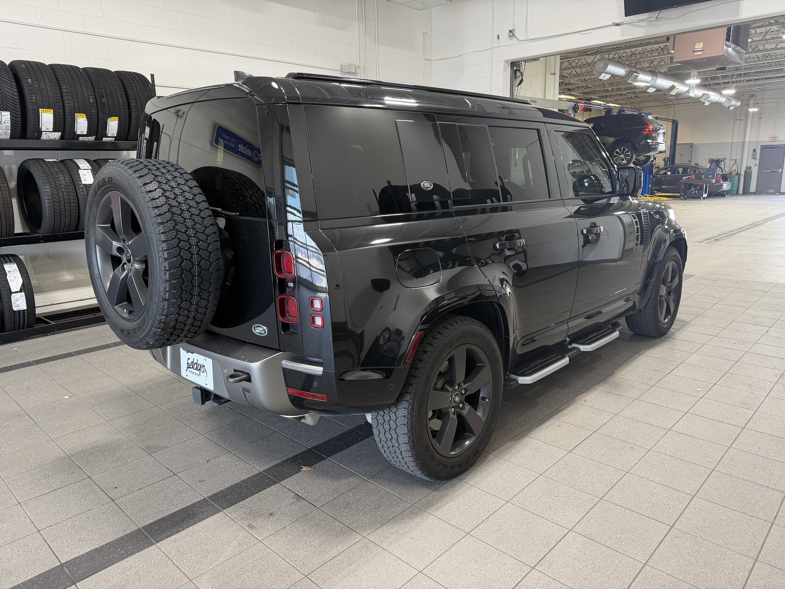 2022 Land Rover Defender X-Dynamic HSE - Photo 9