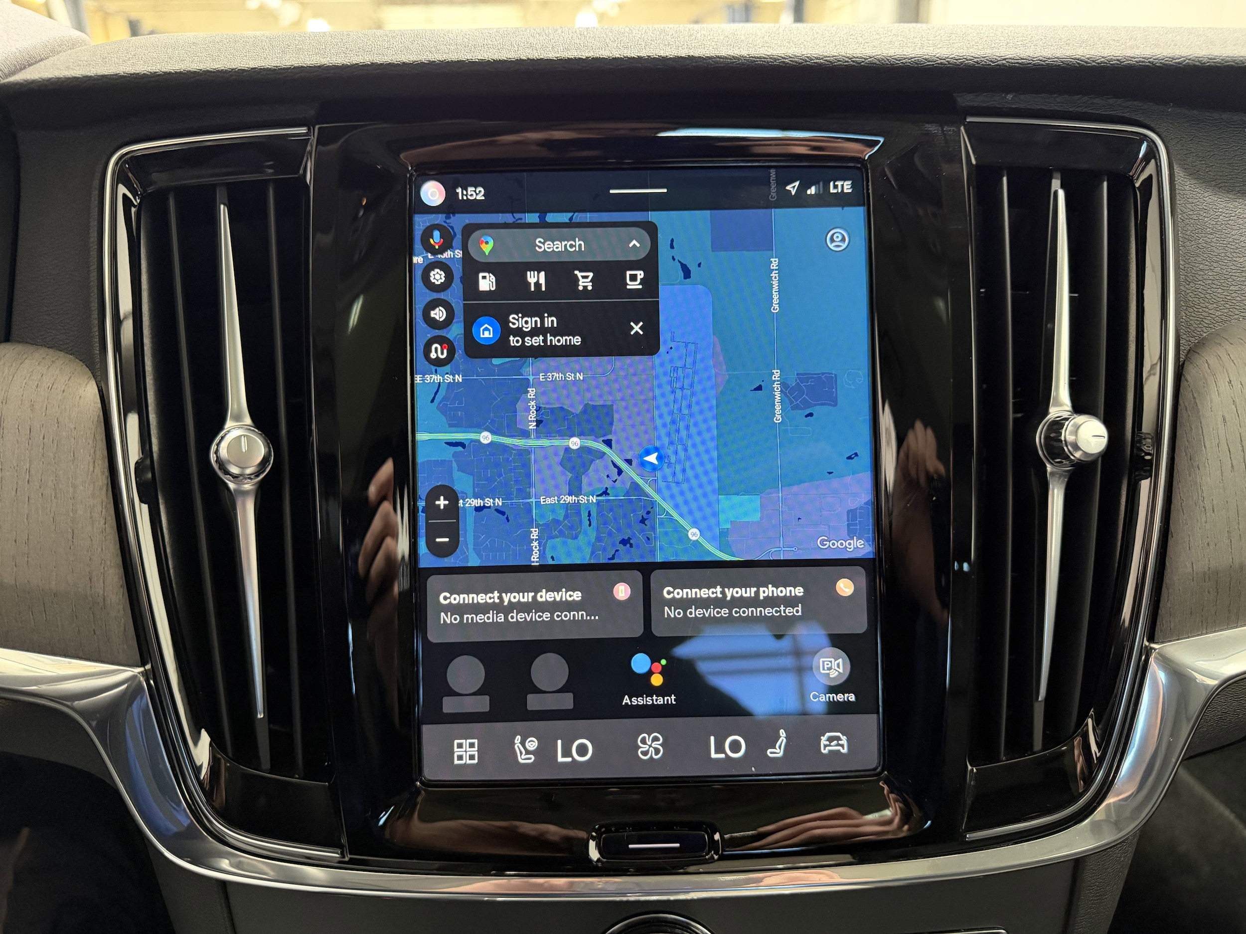 2023 Volvo S90 Plus - Photo 17