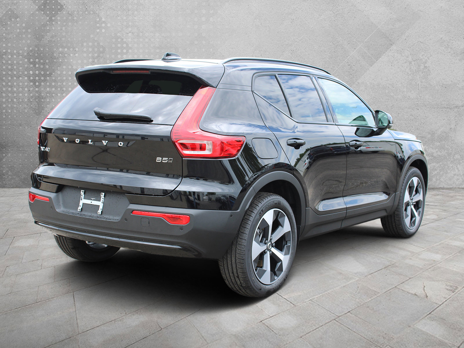 2026 Volvo XC40 Plus - Photo 4