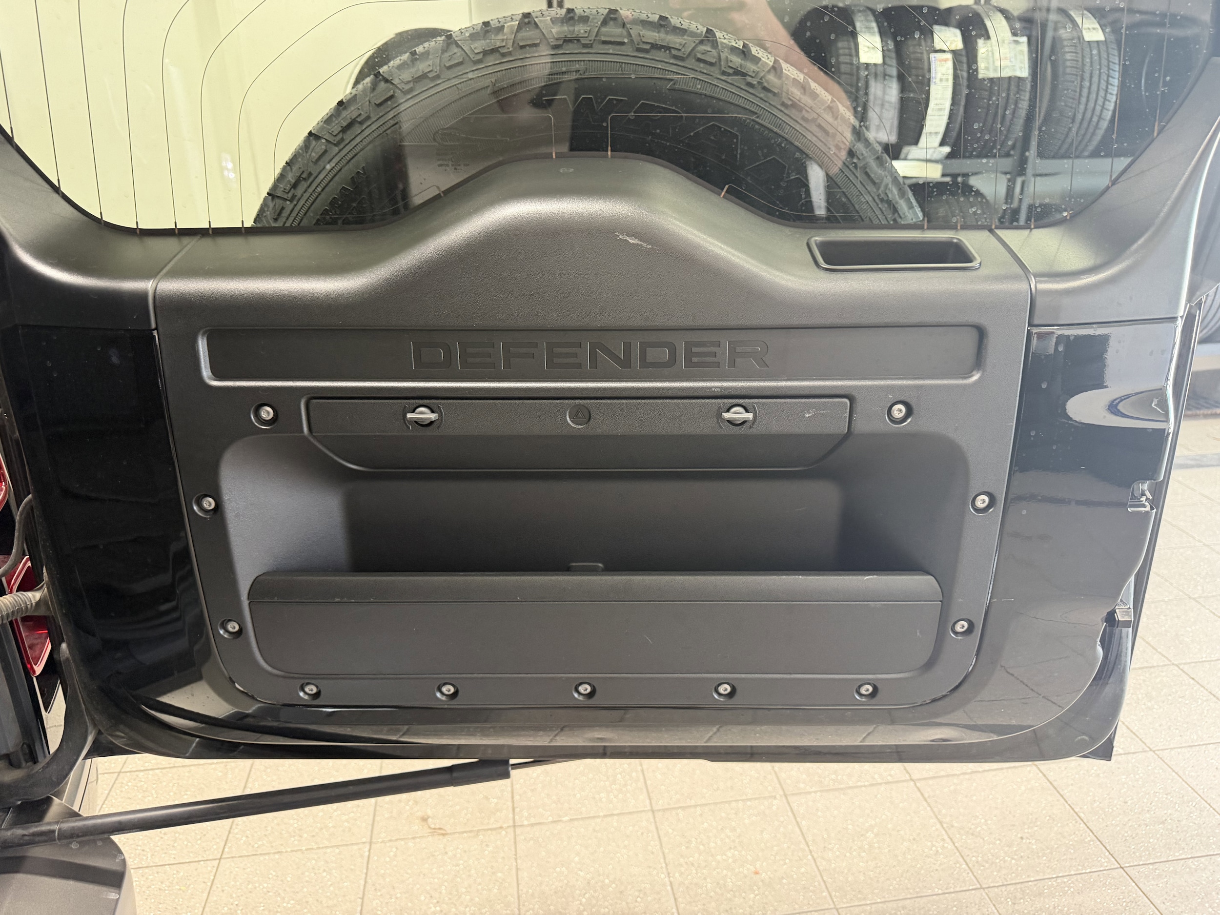 2022 Land Rover Defender X-Dynamic HSE - Photo 33