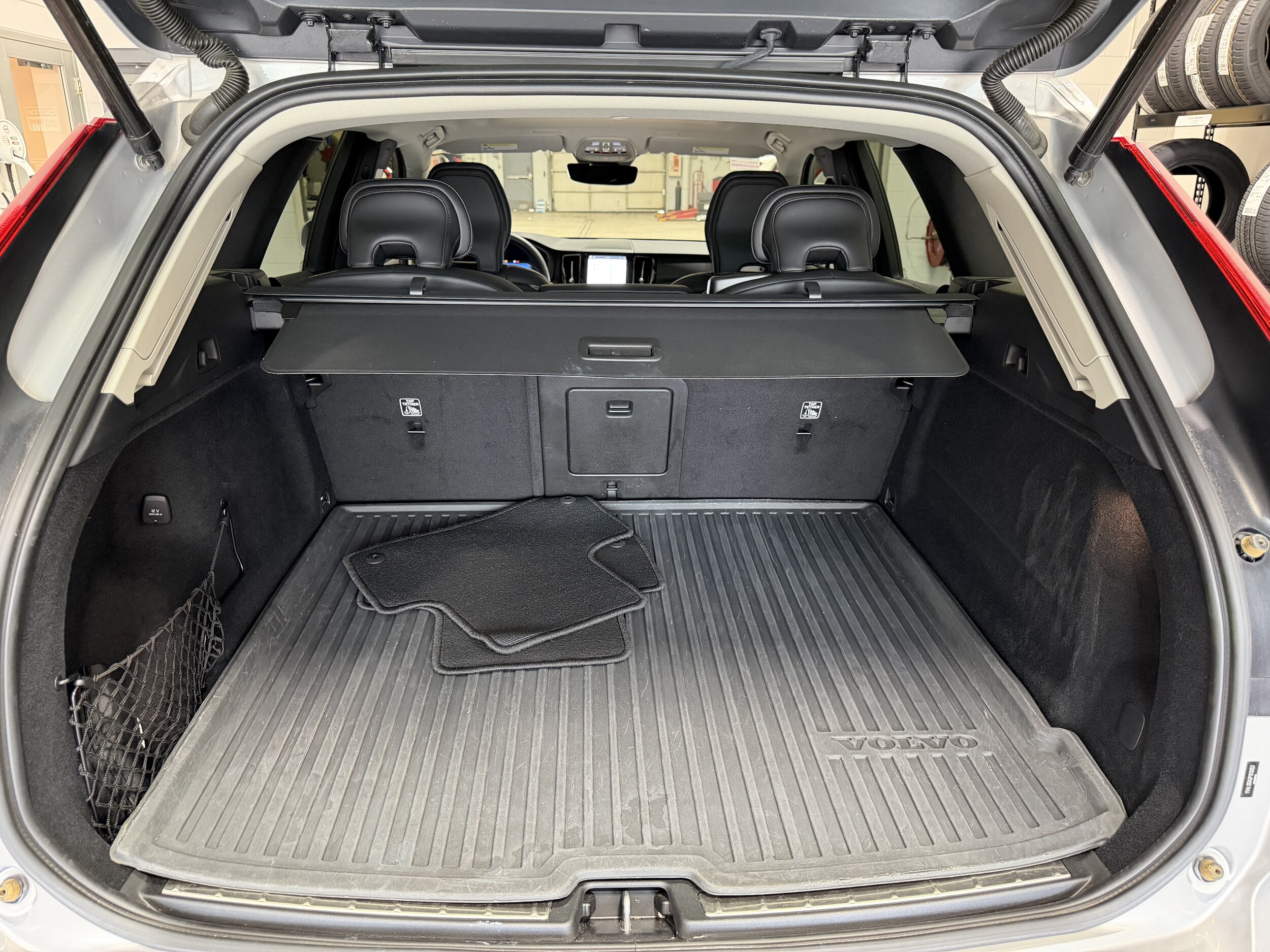 2023 Volvo XC60 Ultimate - Photo 27