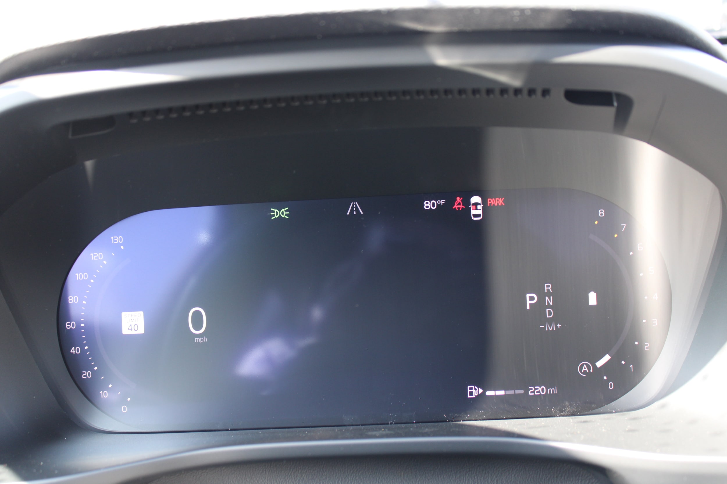 2026 Volvo XC40 Ultra - Photo 18
