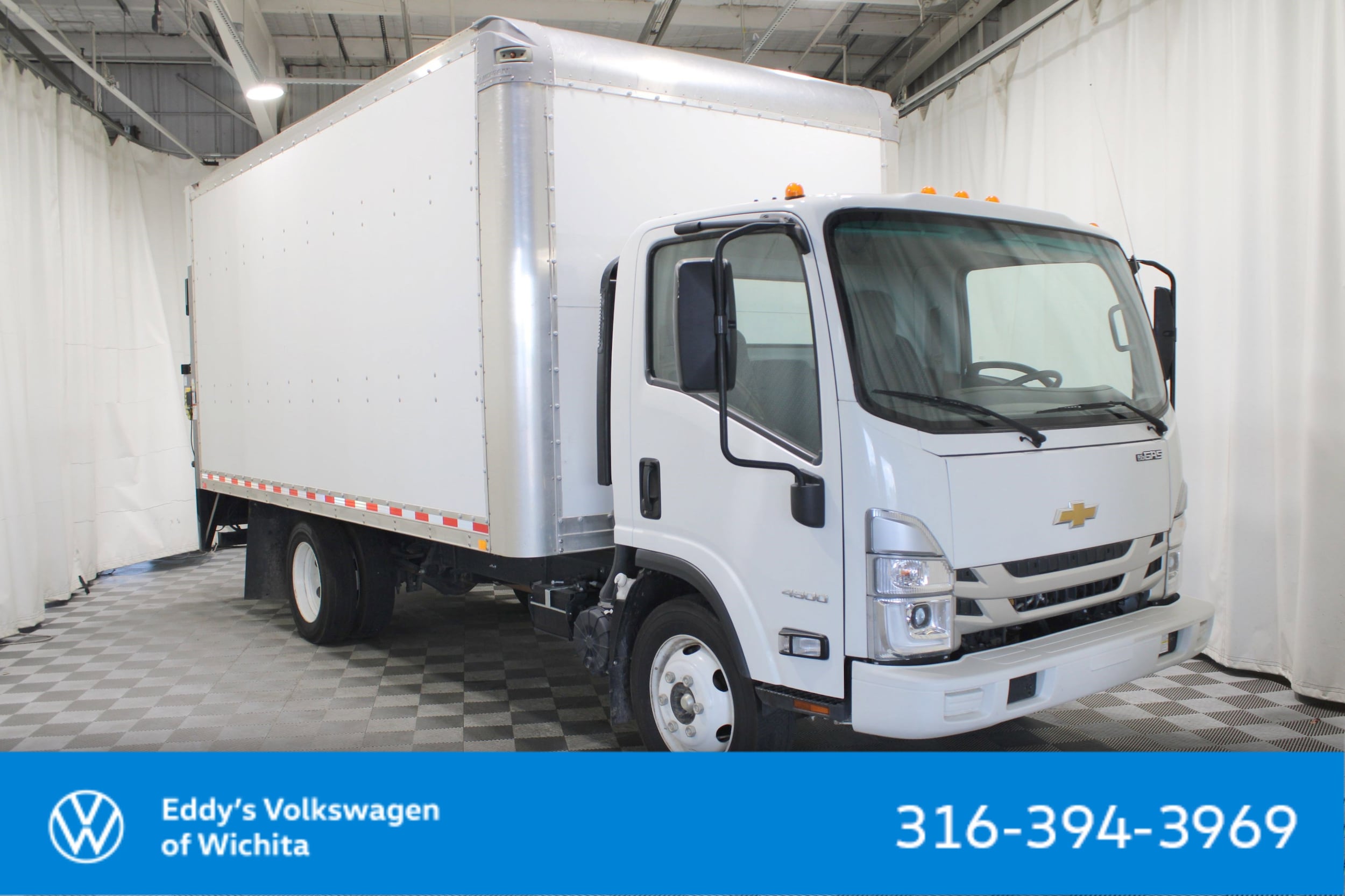 2023 Chevrolet Low Cab Forward Base's photo