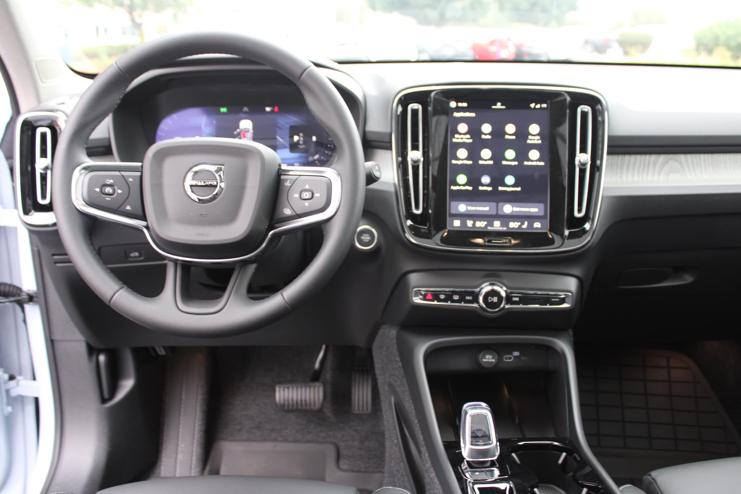 2026 Volvo XC40 Plus - Photo 37