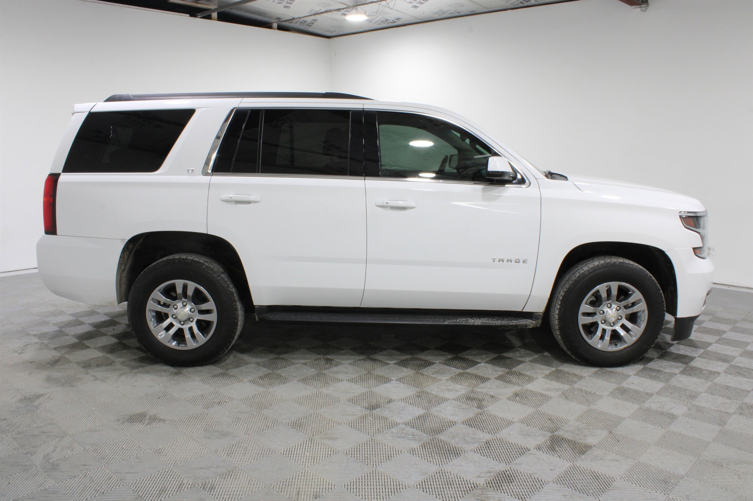 2019 Chevrolet Tahoe LT - Photo 29