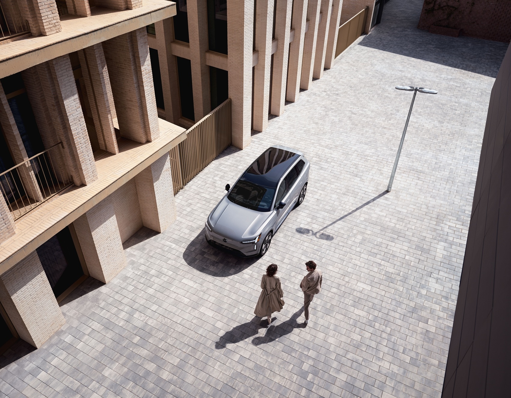 2025 Volvo EX90 Review