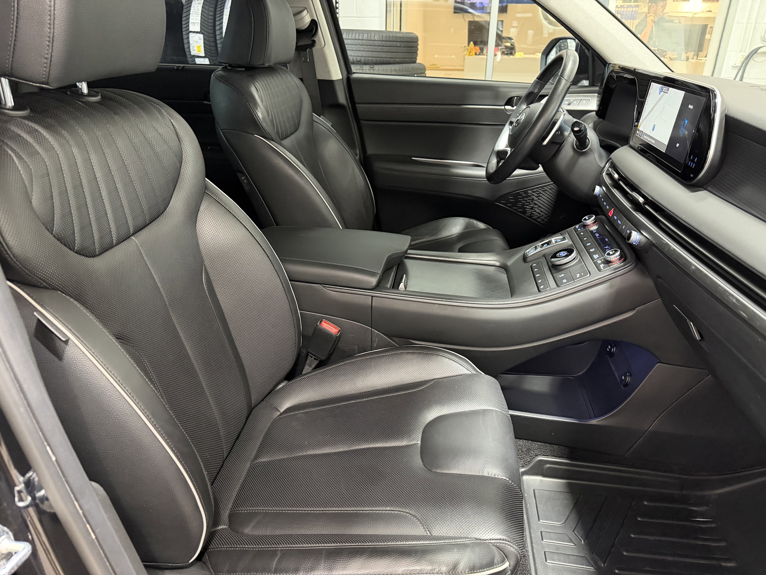 2023 Hyundai Palisade Limited - Photo 27