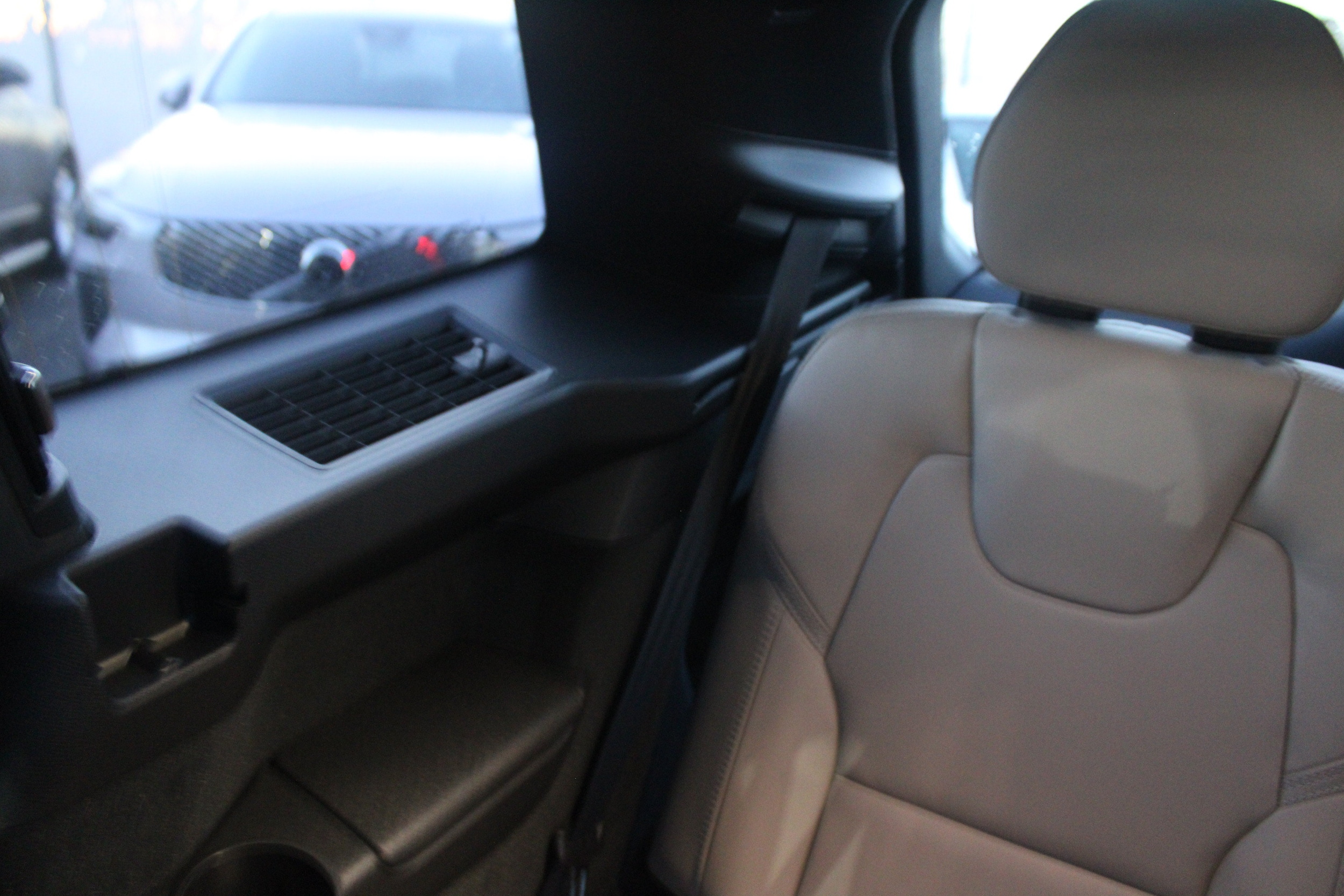 2026 Volvo XC90 Ultra - Photo 40