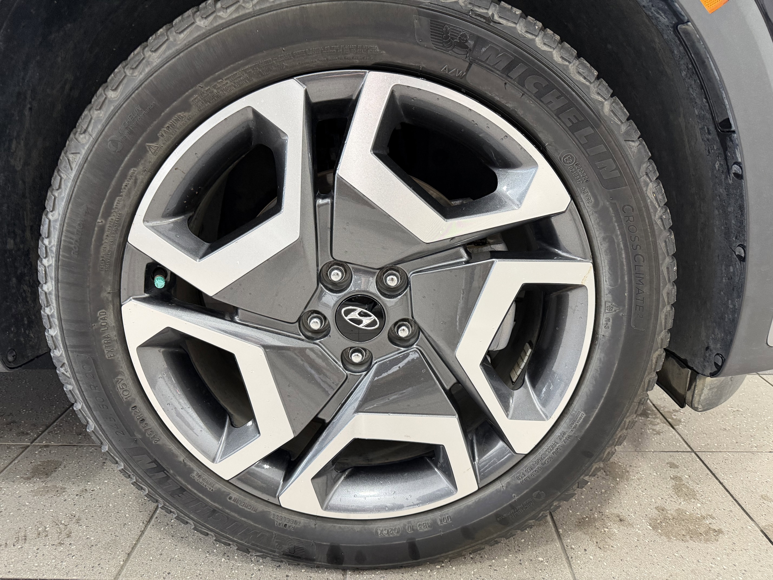 KM8R54GE8PU489702