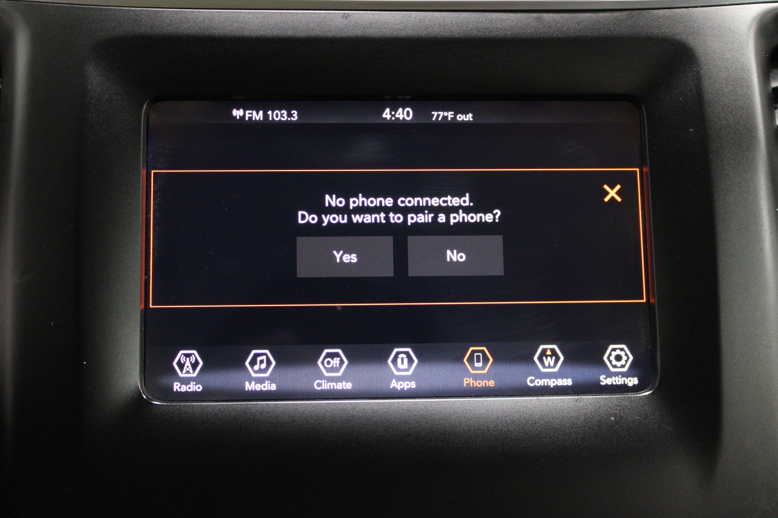 2019 Jeep Cherokee Latitude Plus - Photo 12