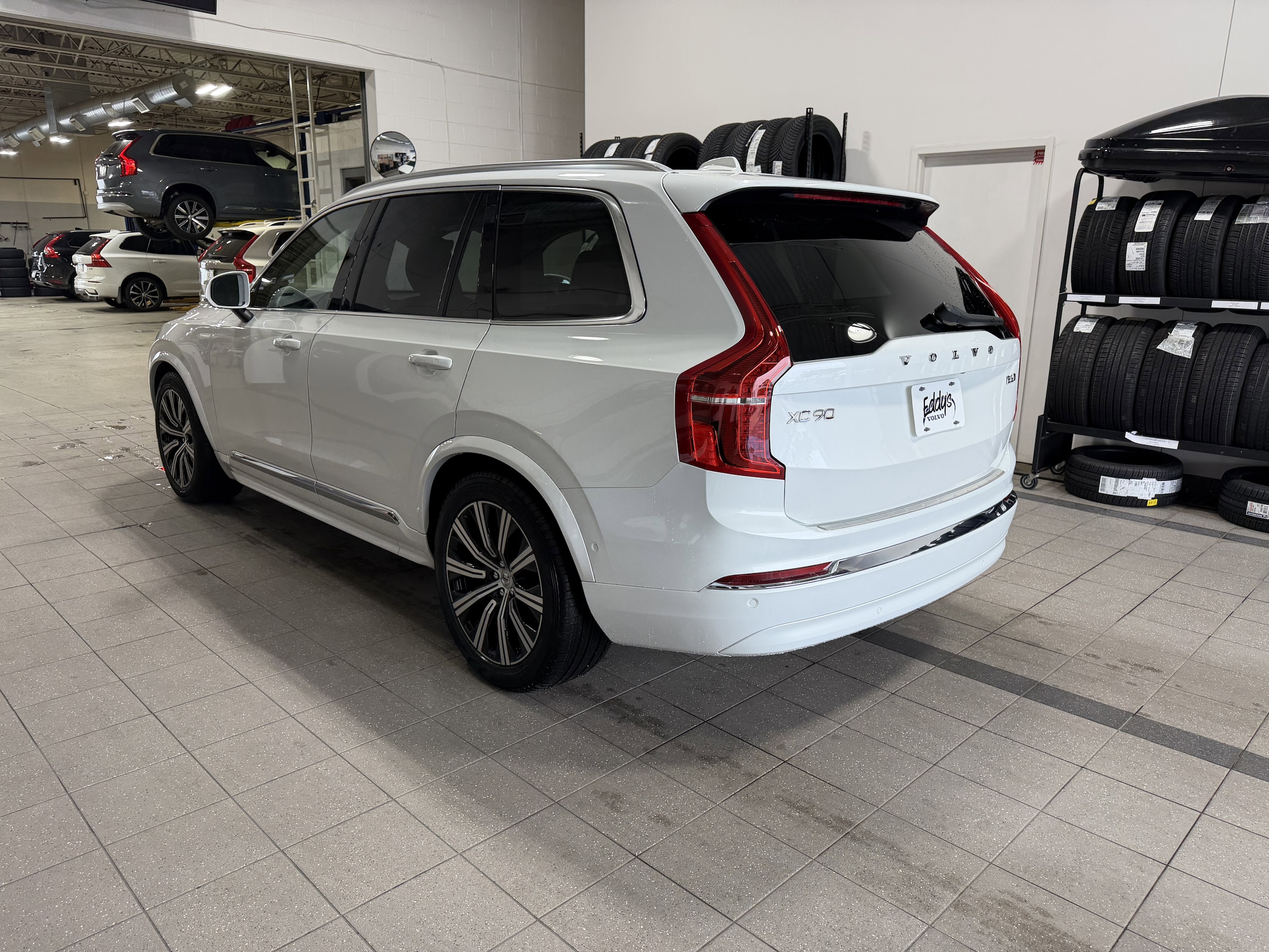 2023 Volvo XC90 Ultimate - Photo 6