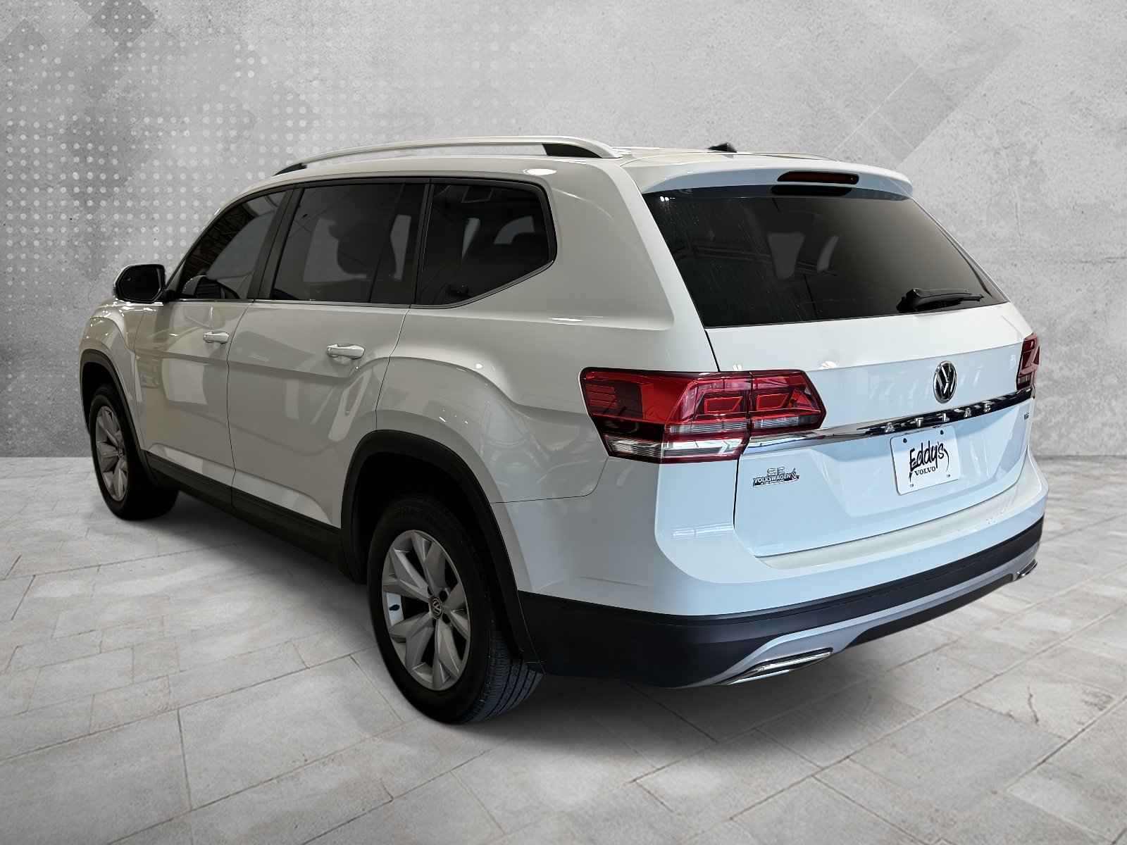 2018 Volkswagen Atlas SE w/Tech - Photo 6