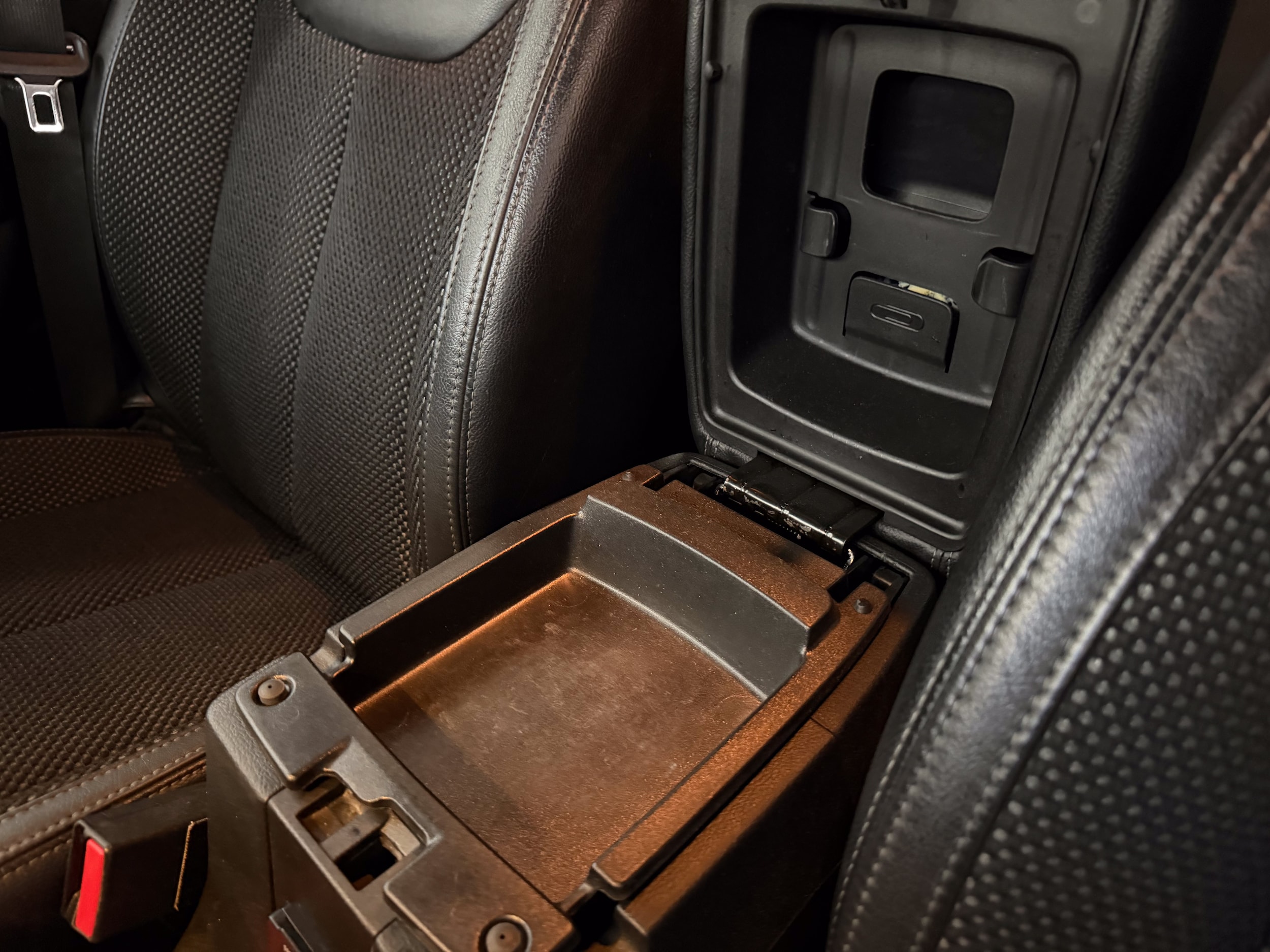 2016 Jeep Wrangler Unlimited Backcountry - Photo 19