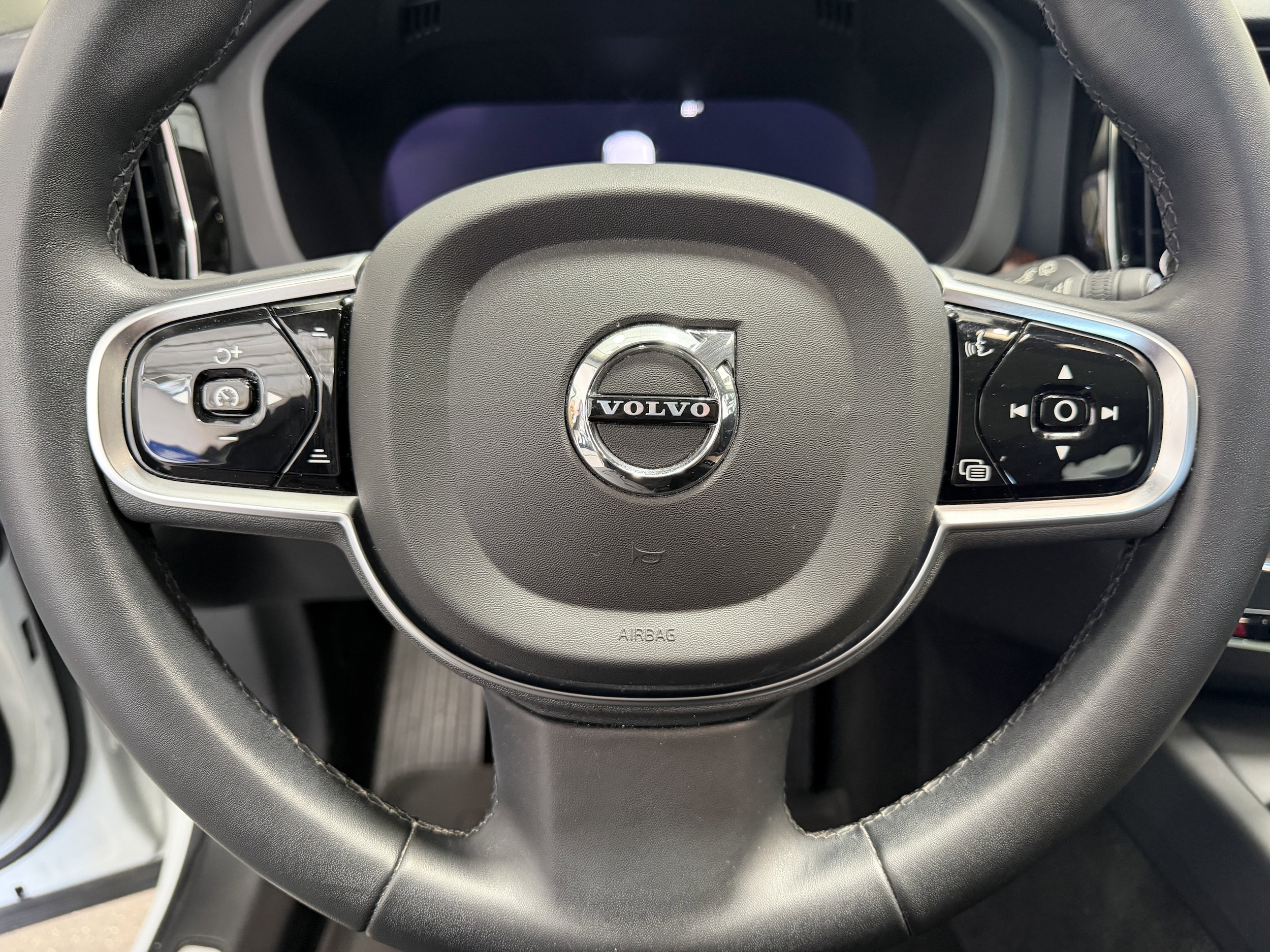 2023 Volvo XC60 Plus - Photo 13