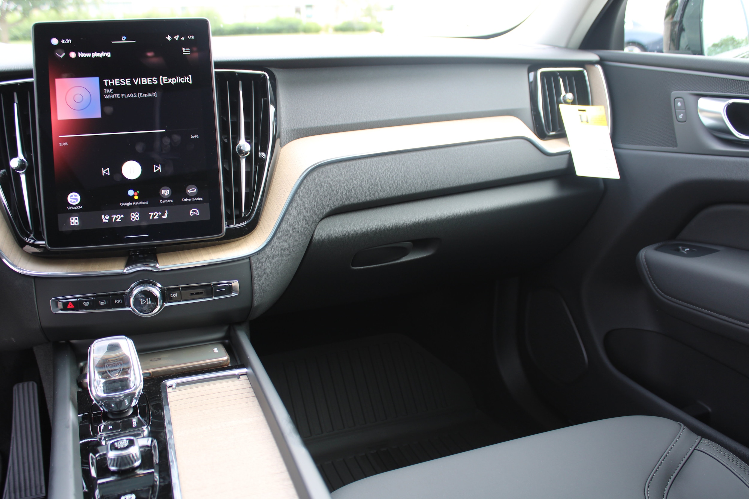 2026 Volvo XC60 Plus - Photo 50