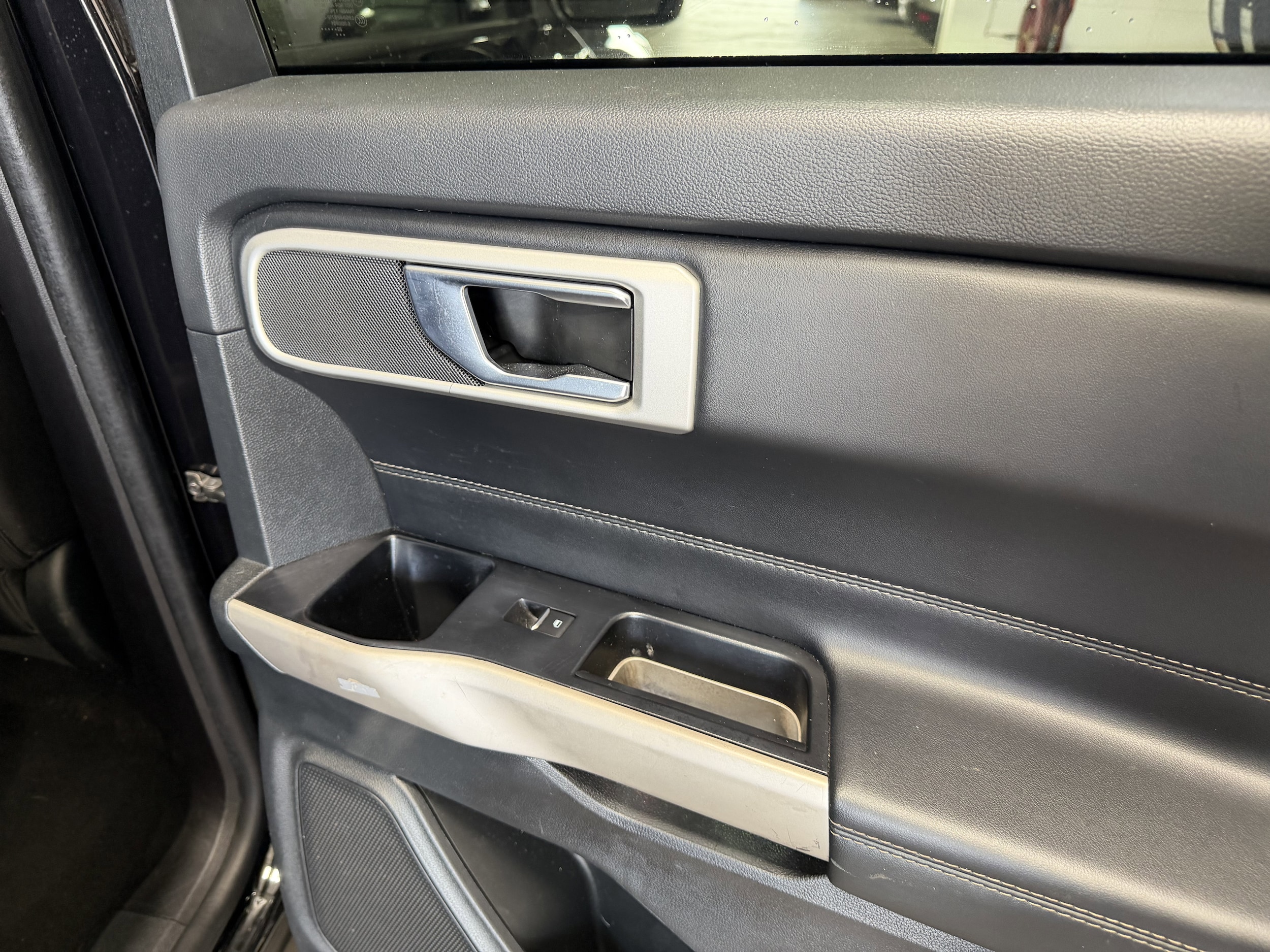 2022 Ford Explorer XLT - Photo 29