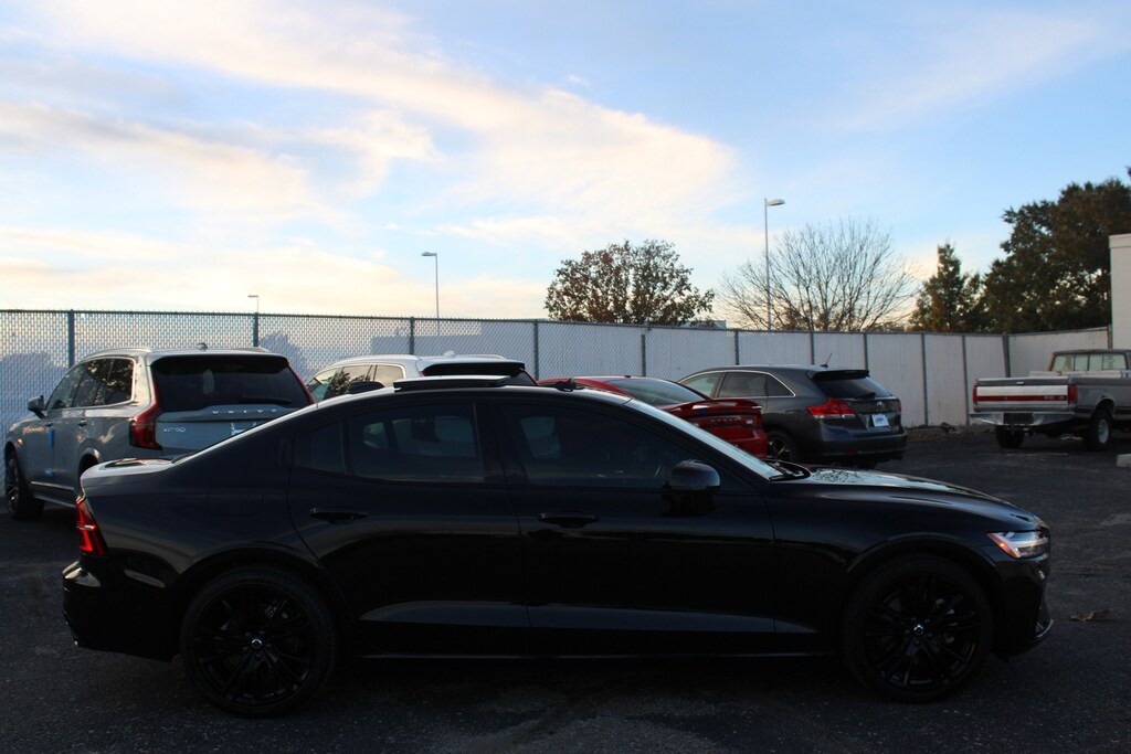 Certified 2022 Volvo S60 B5 Black Edition R-Design 4dr Car