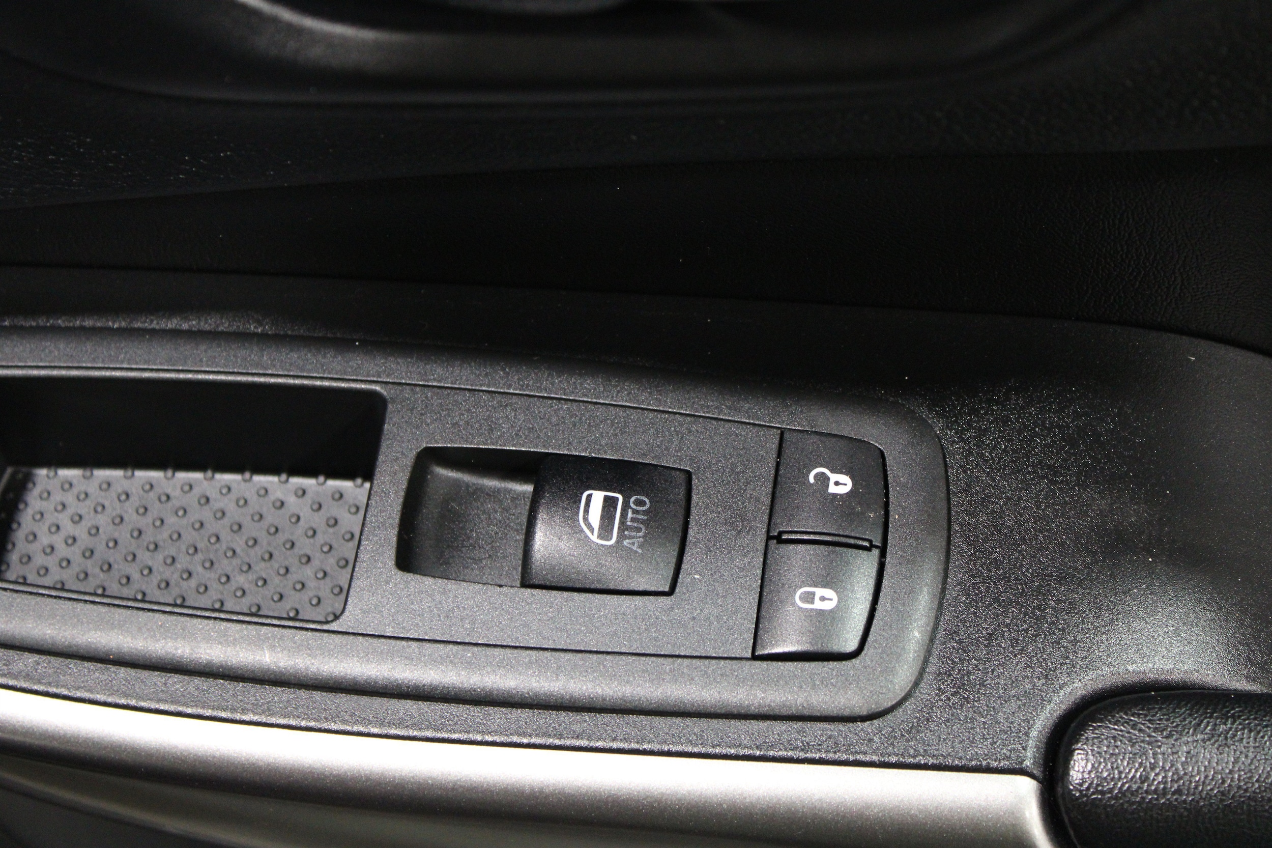2019 Jeep Cherokee Latitude Plus - Photo 26