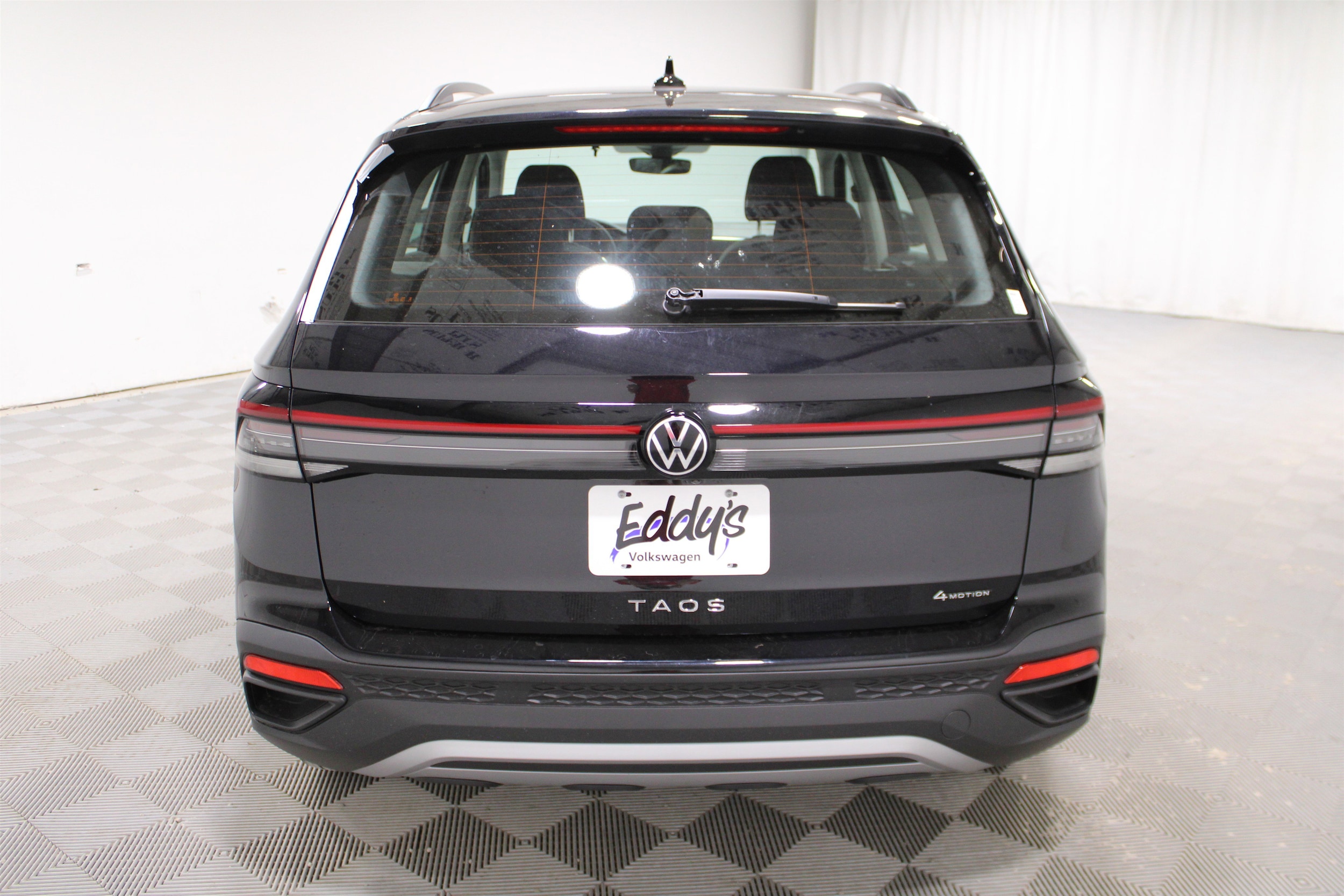 2025 Volkswagen Taos S - Photo 26