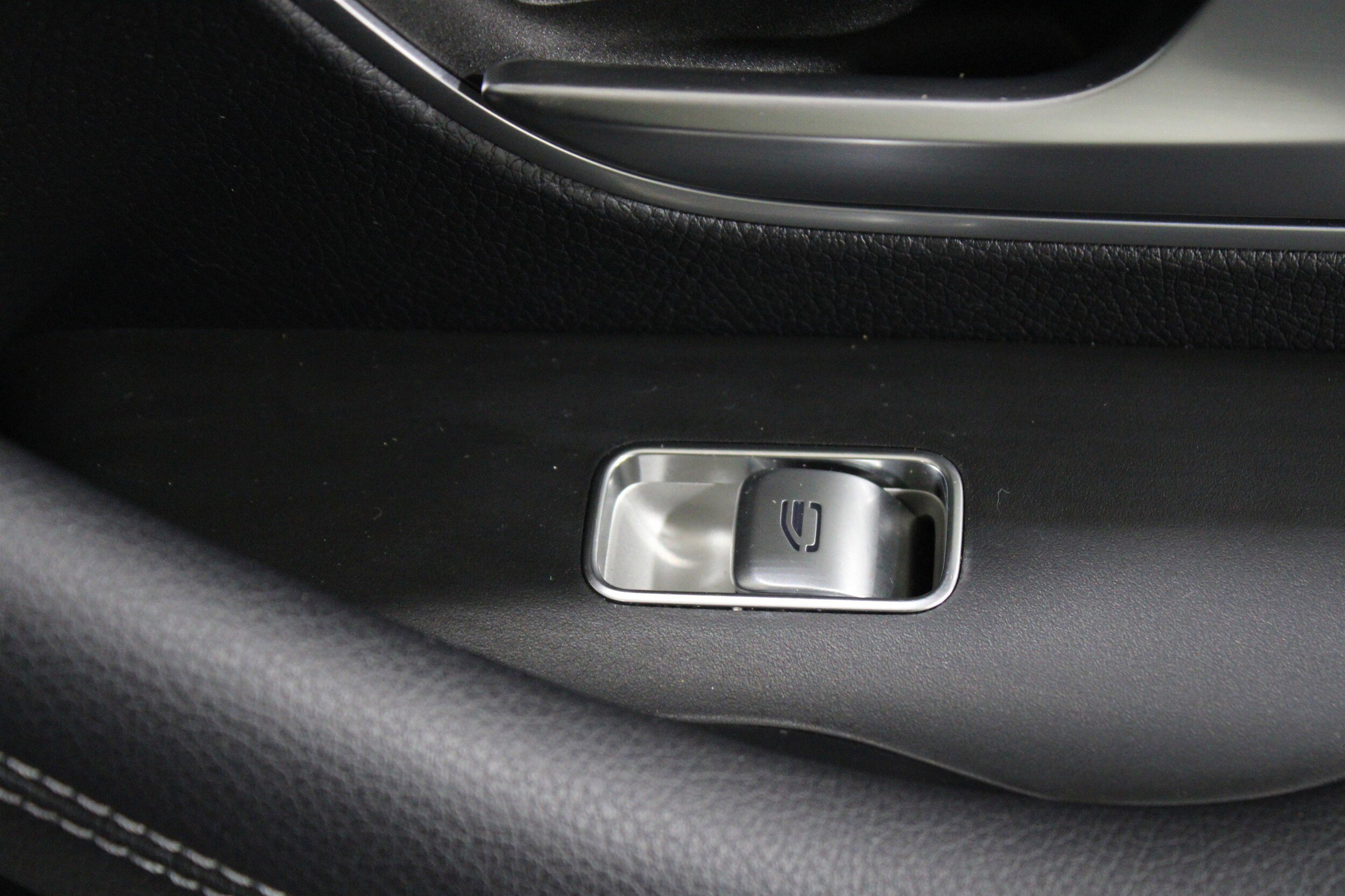 2020 Mercedes-Benz GLS GLS450 - Photo 33