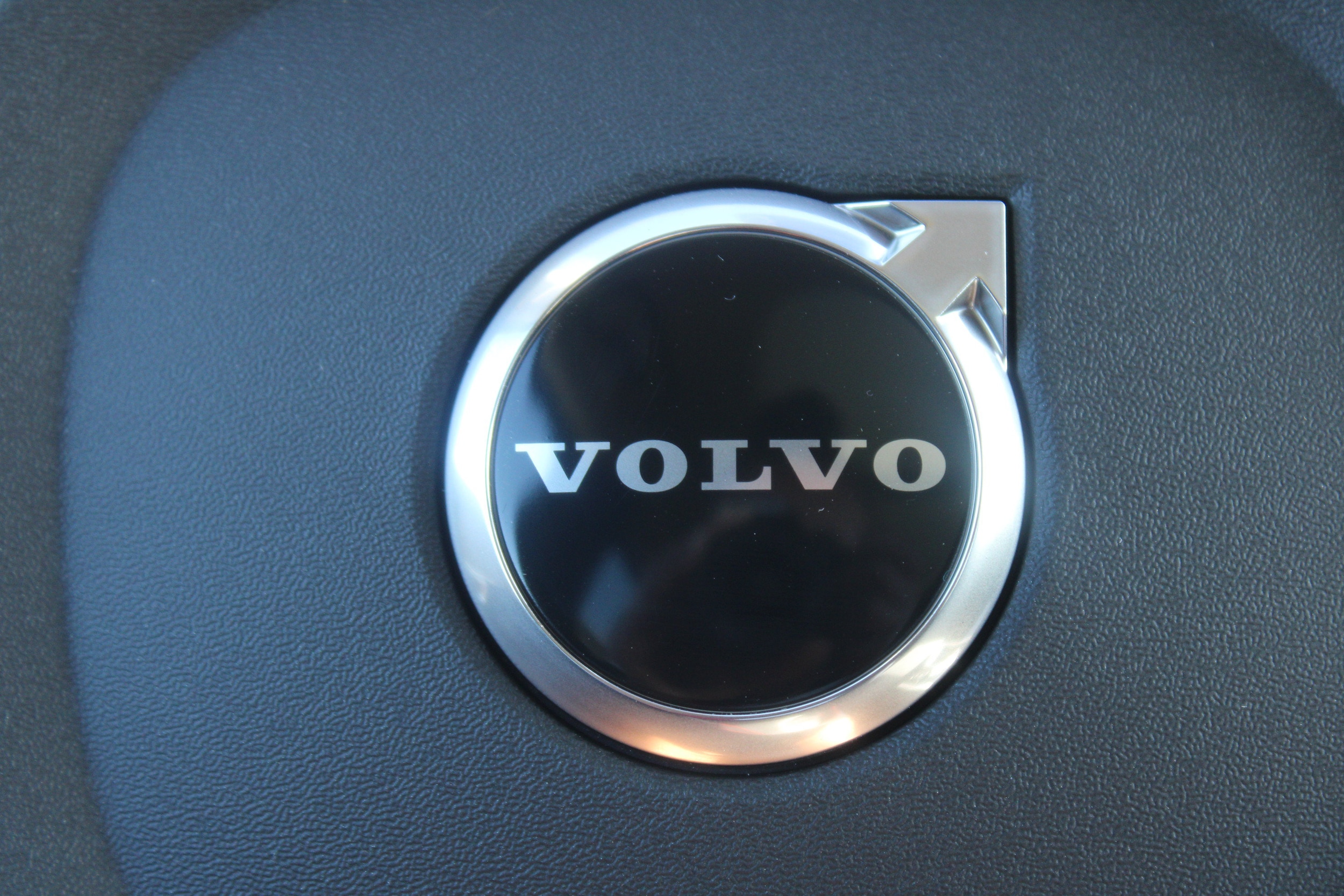 2026 Volvo XC90 Plus - Photo 15