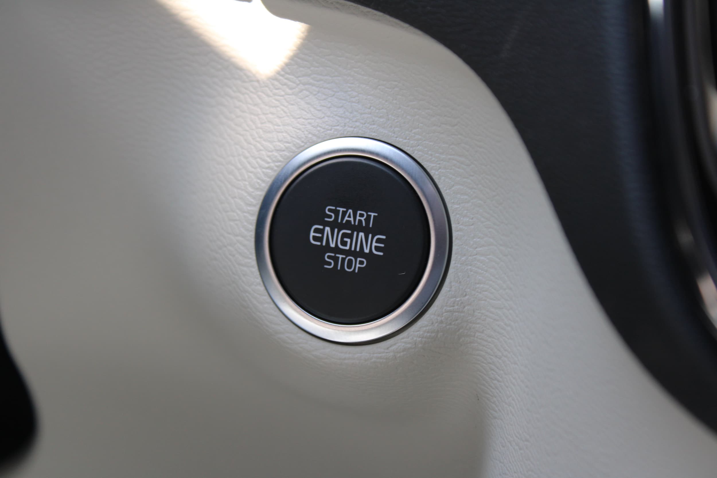 2026 Volvo XC40 Ultra - Photo 28