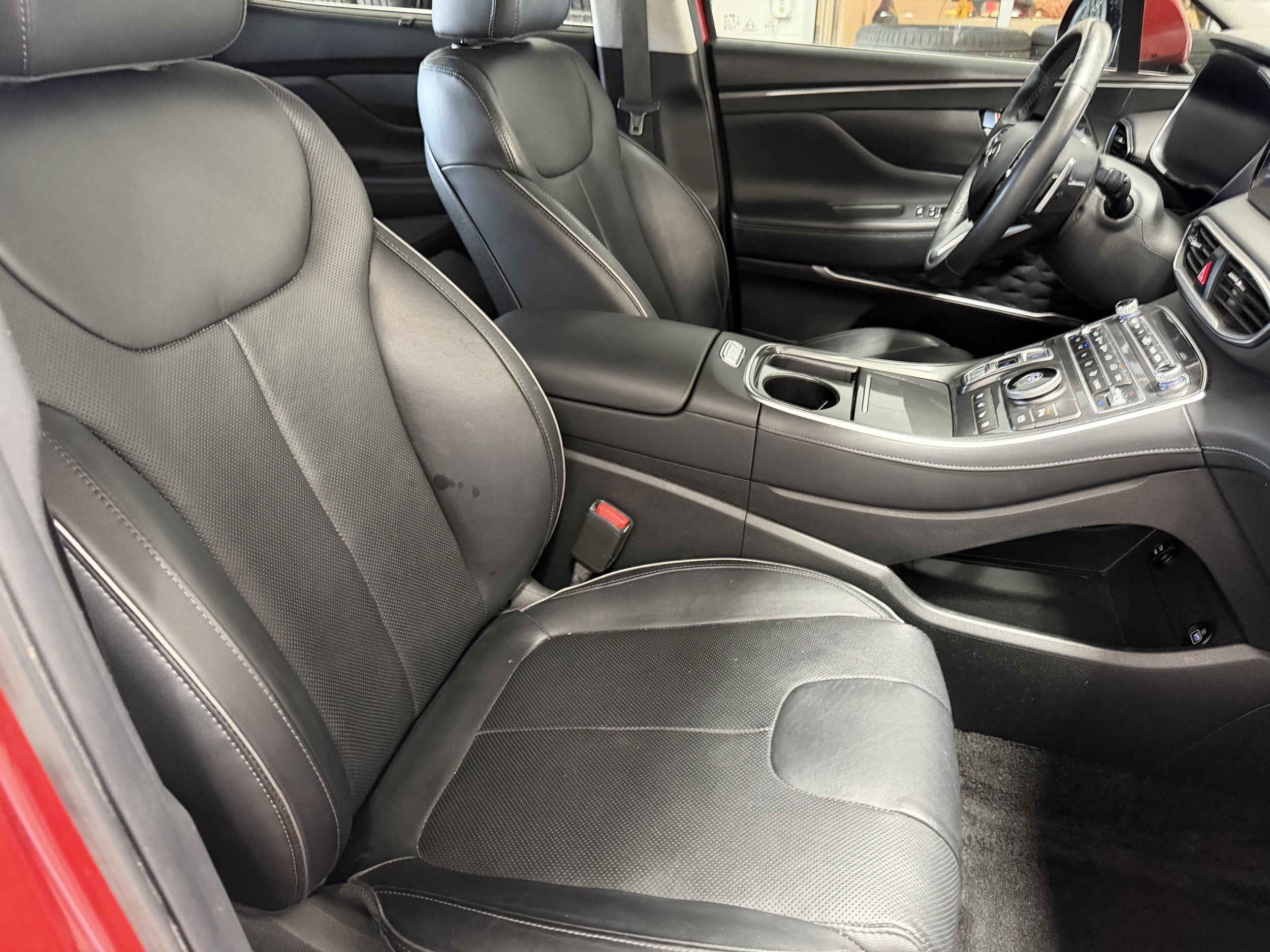 2022 Hyundai Santa Fe Limited - Photo 25