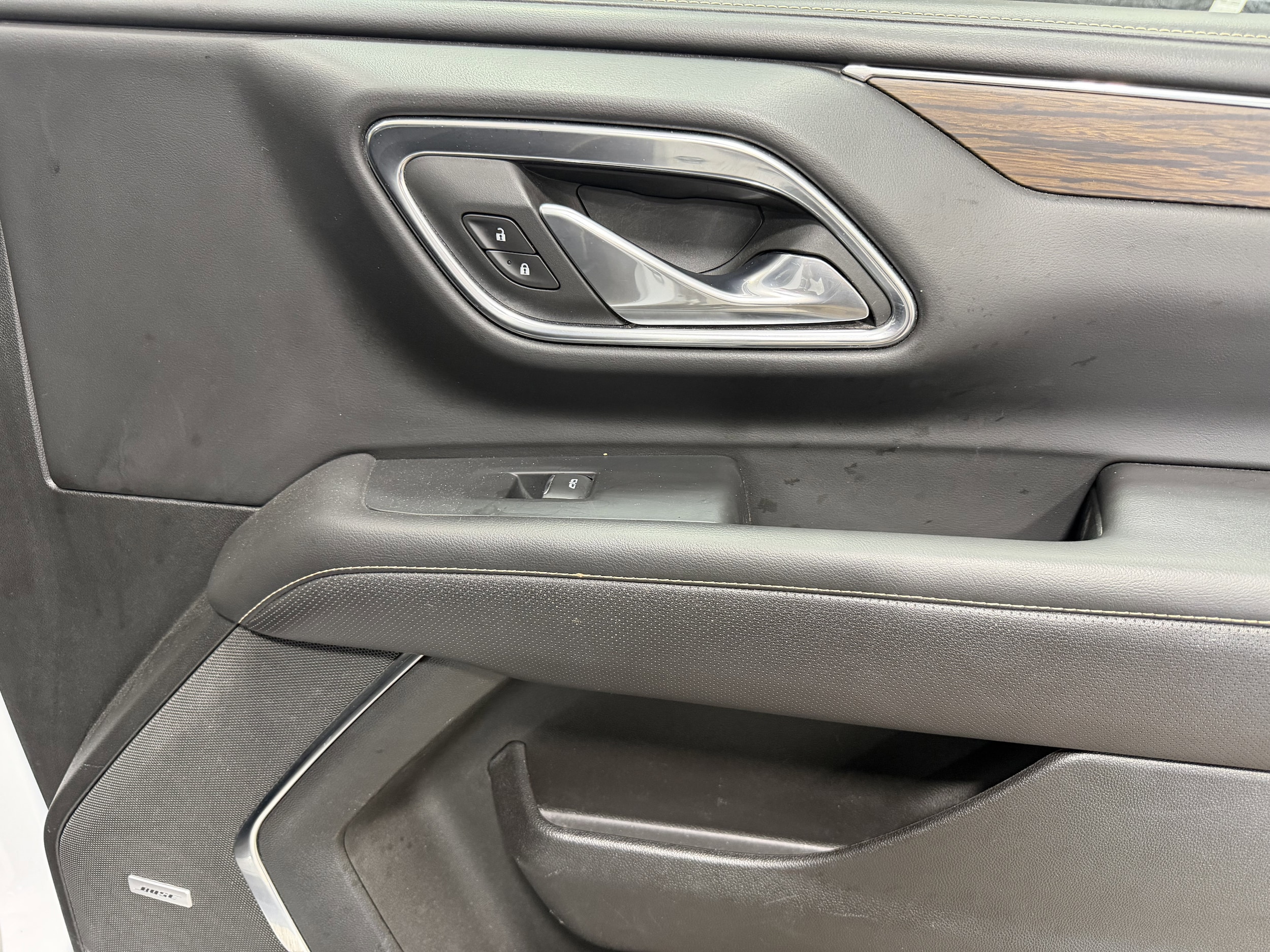 2023 Chevrolet Suburban Premier - Photo 20