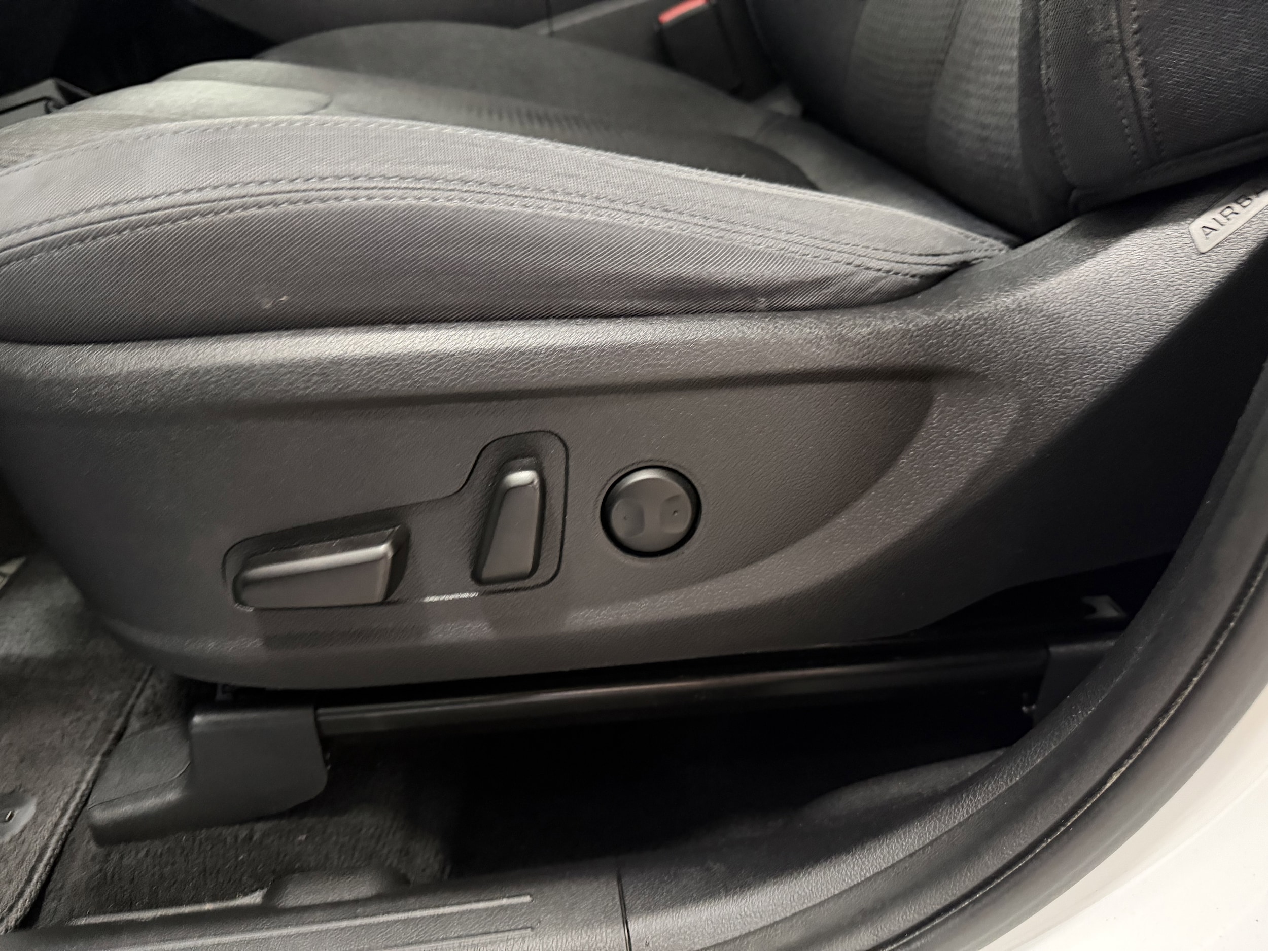 2021 Hyundai Santa Fe SEL - Photo 10