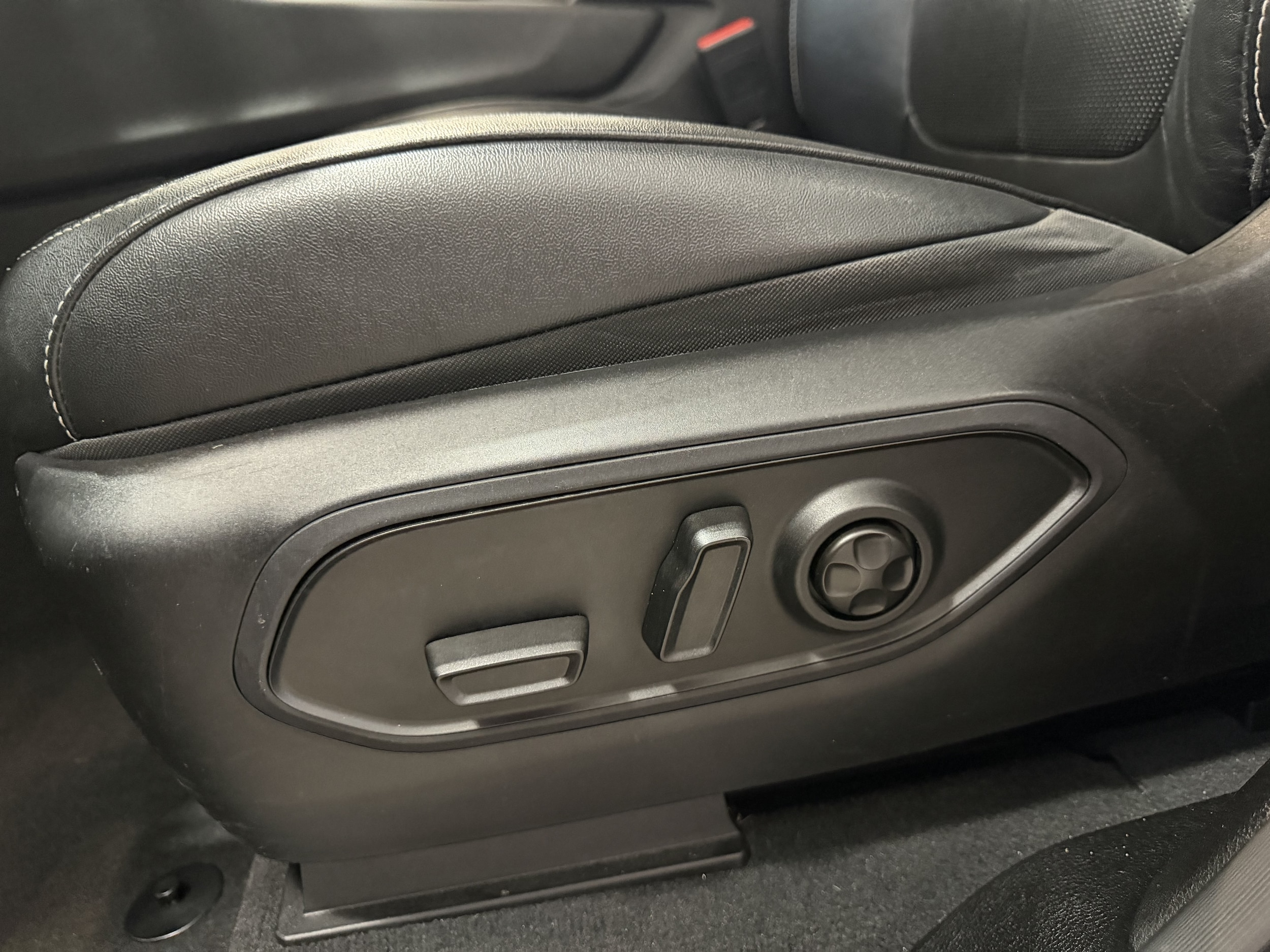2023 Jeep Grand Cherokee L Limited - Photo 12
