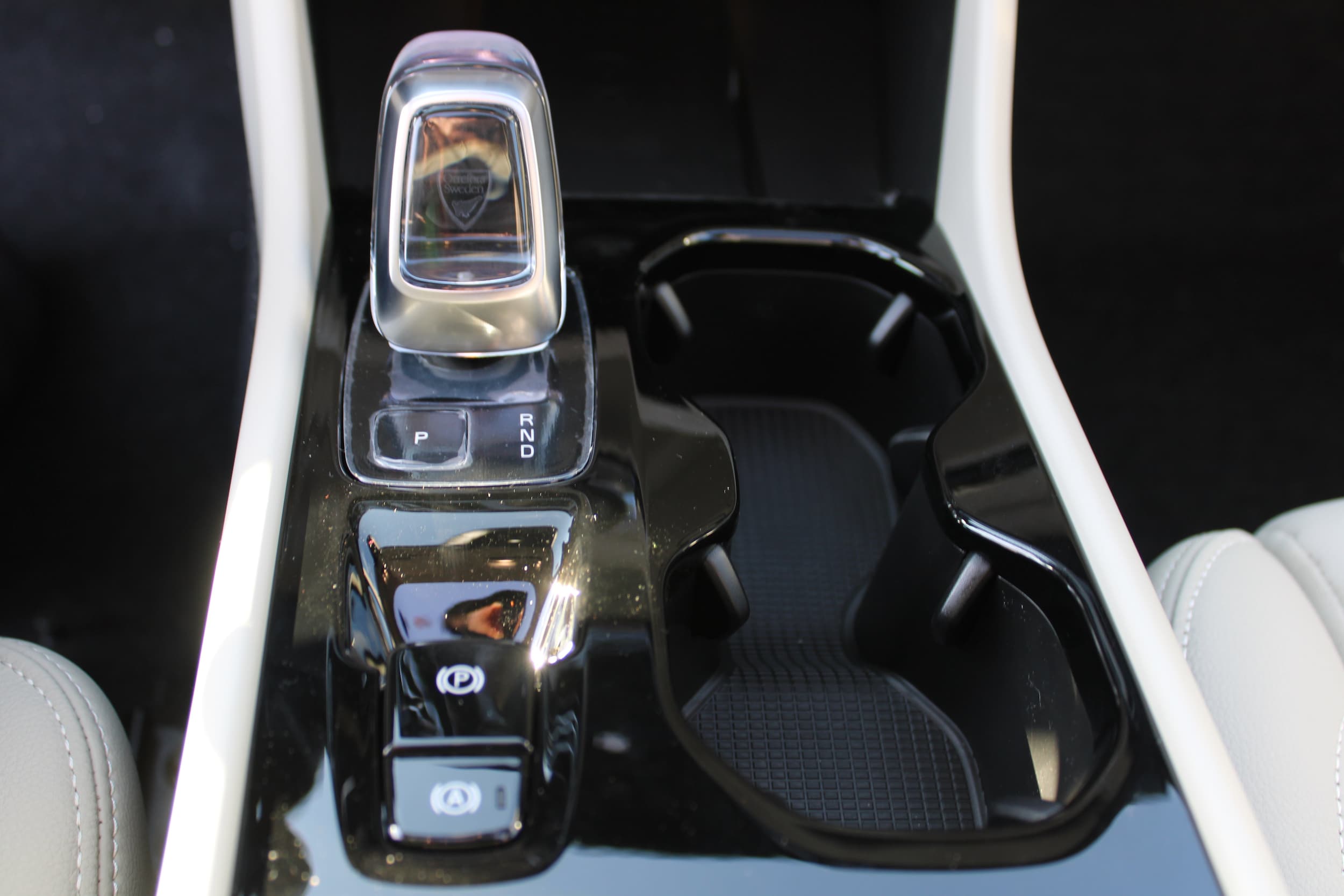 2026 Volvo XC40 Ultra - Photo 28
