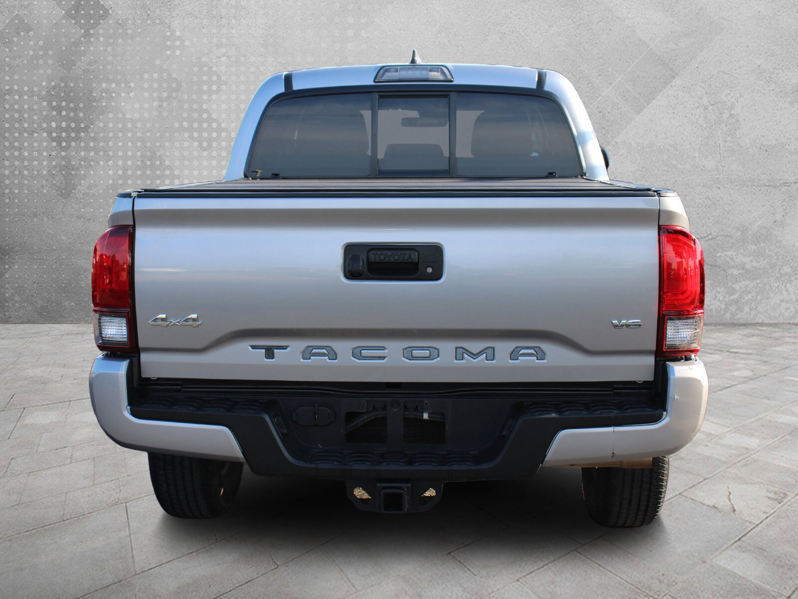2019 Toyota Tacoma SR5 V6 photo 3