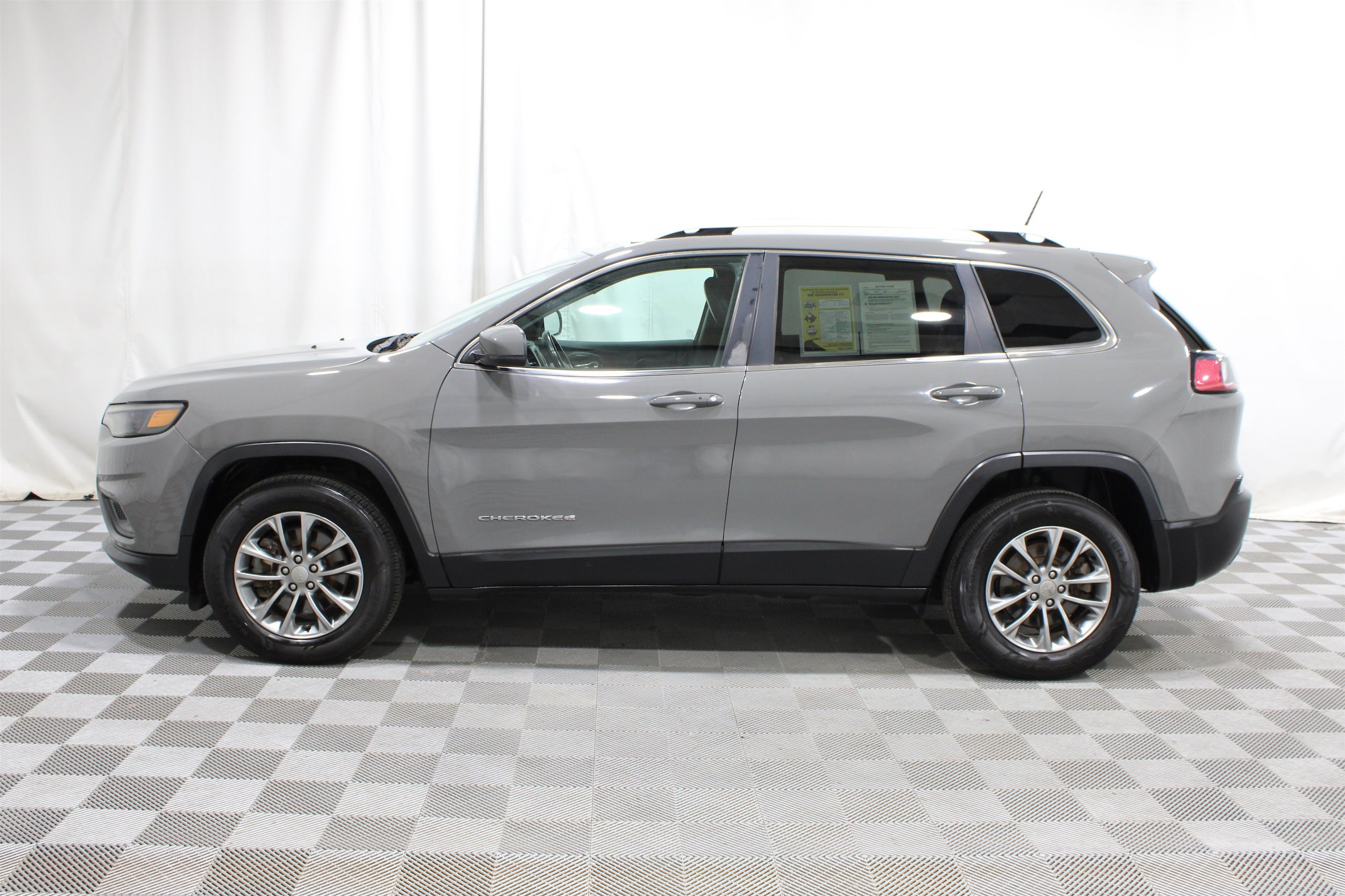 2019 Jeep Cherokee Latitude Plus - Photo 33