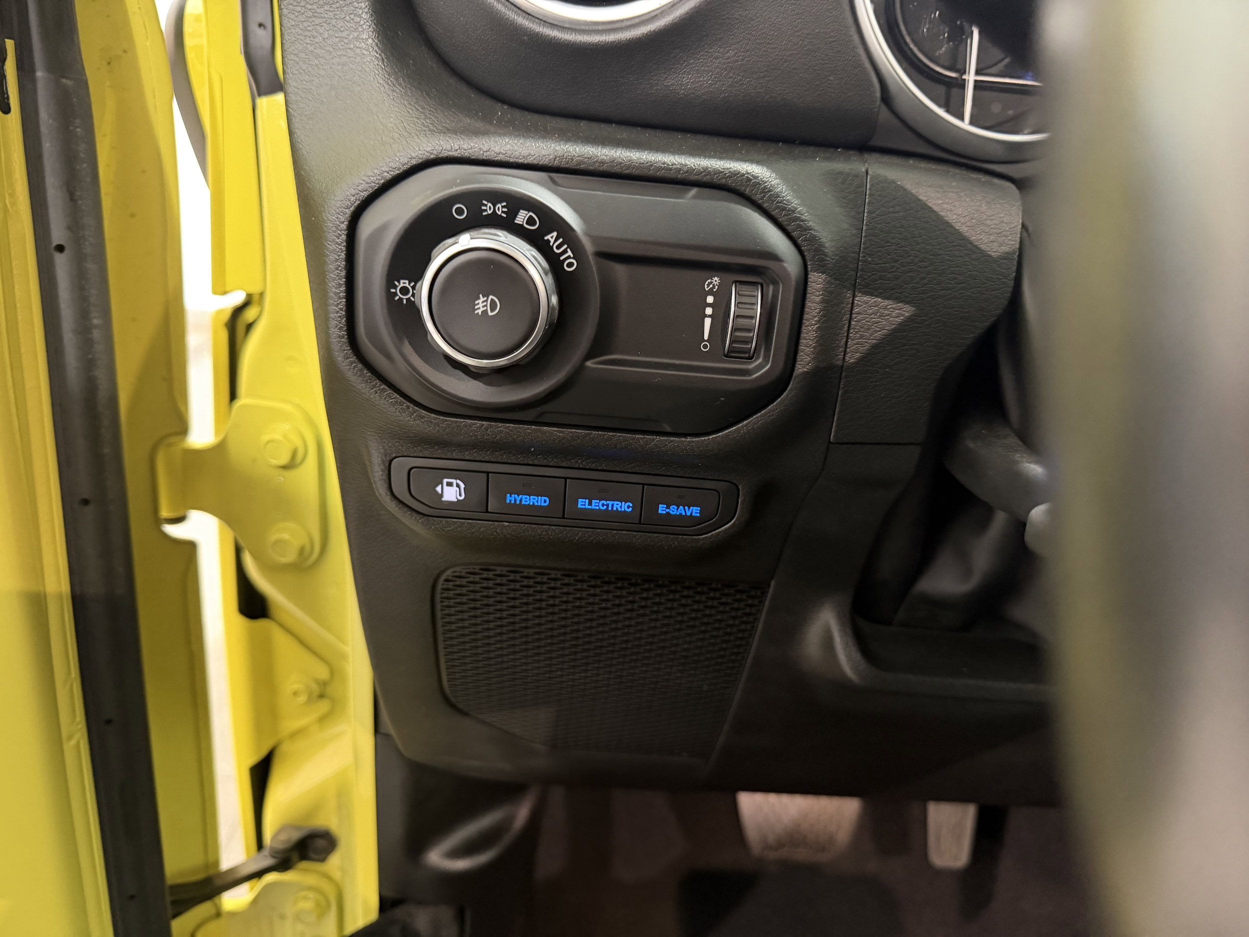 2023 Jeep Wrangler 4xe Rubicon 4XE - Photo 13