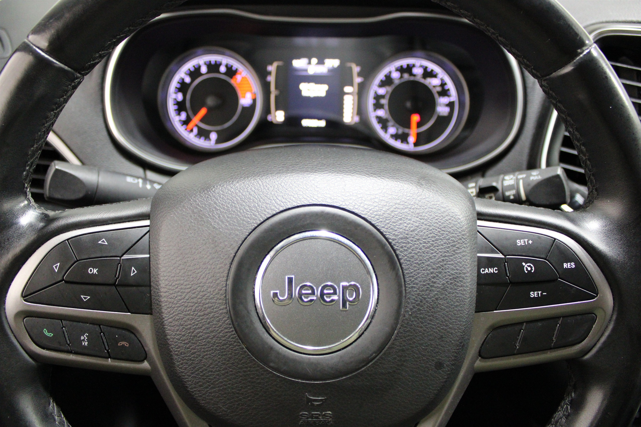 2019 Jeep Cherokee Latitude Plus - Photo 7