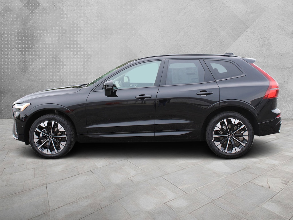 New 2026 Volvo XC60 B5 Plus SUV