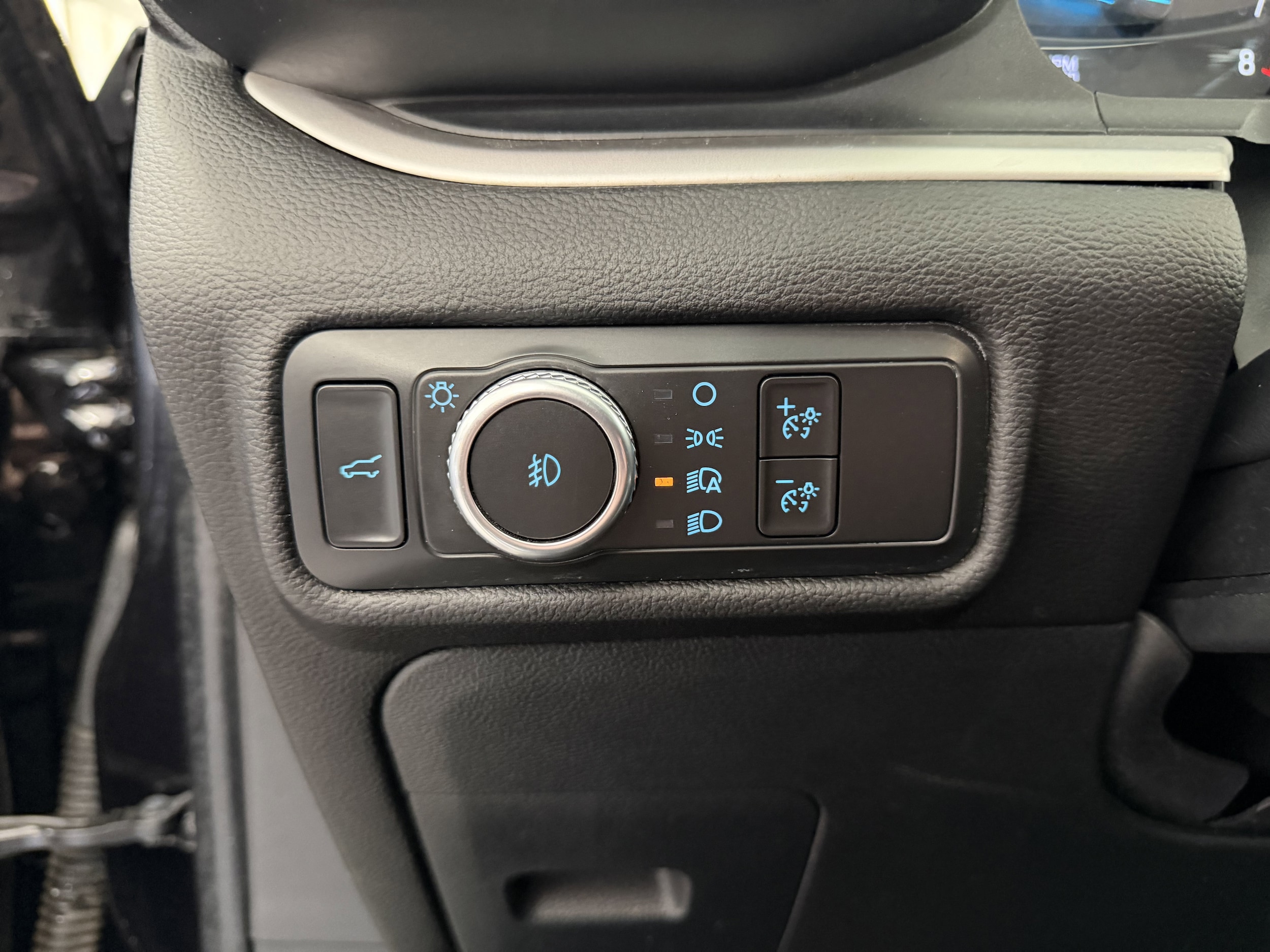 2022 Ford Explorer XLT - Photo 13