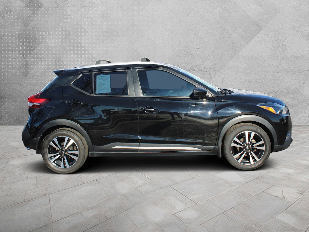 Used 2019 Nissan Kicks SR Sport Utility