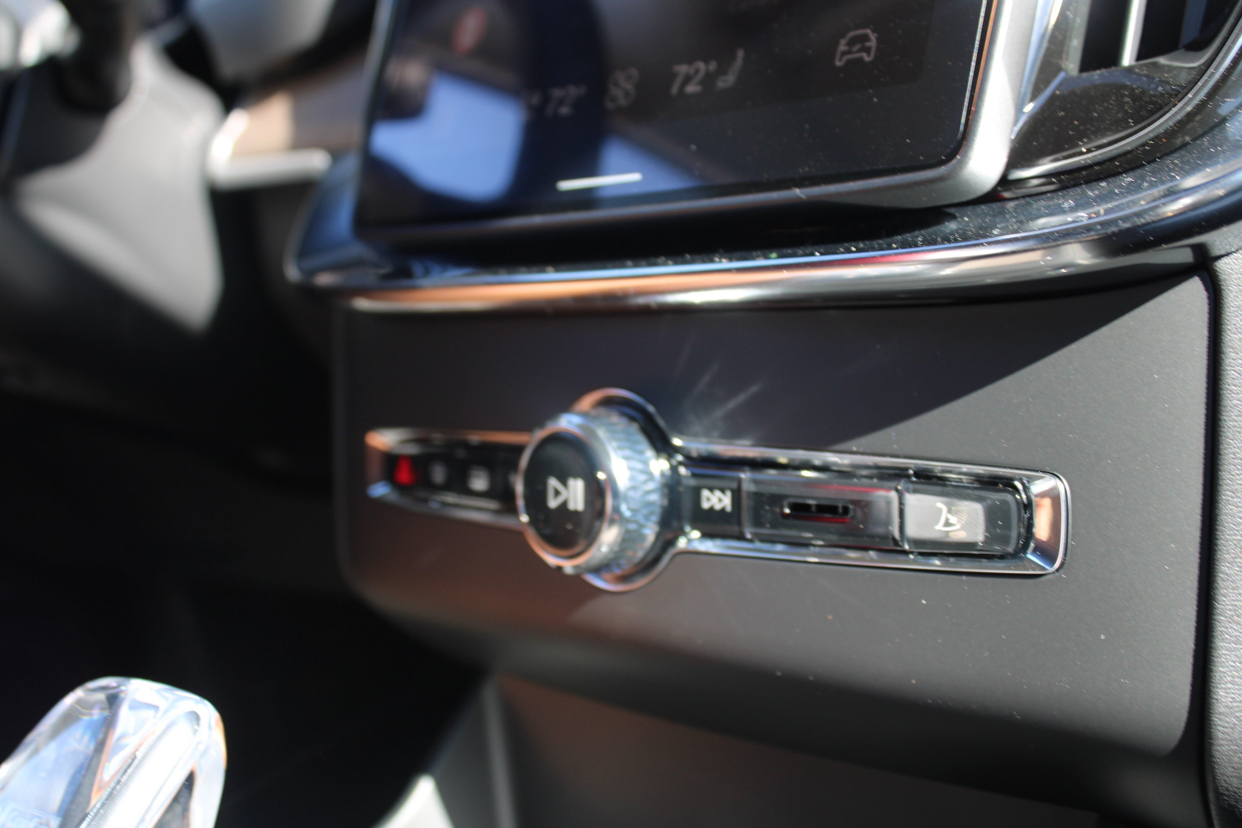 2026 Volvo XC90 Plus - Photo 21