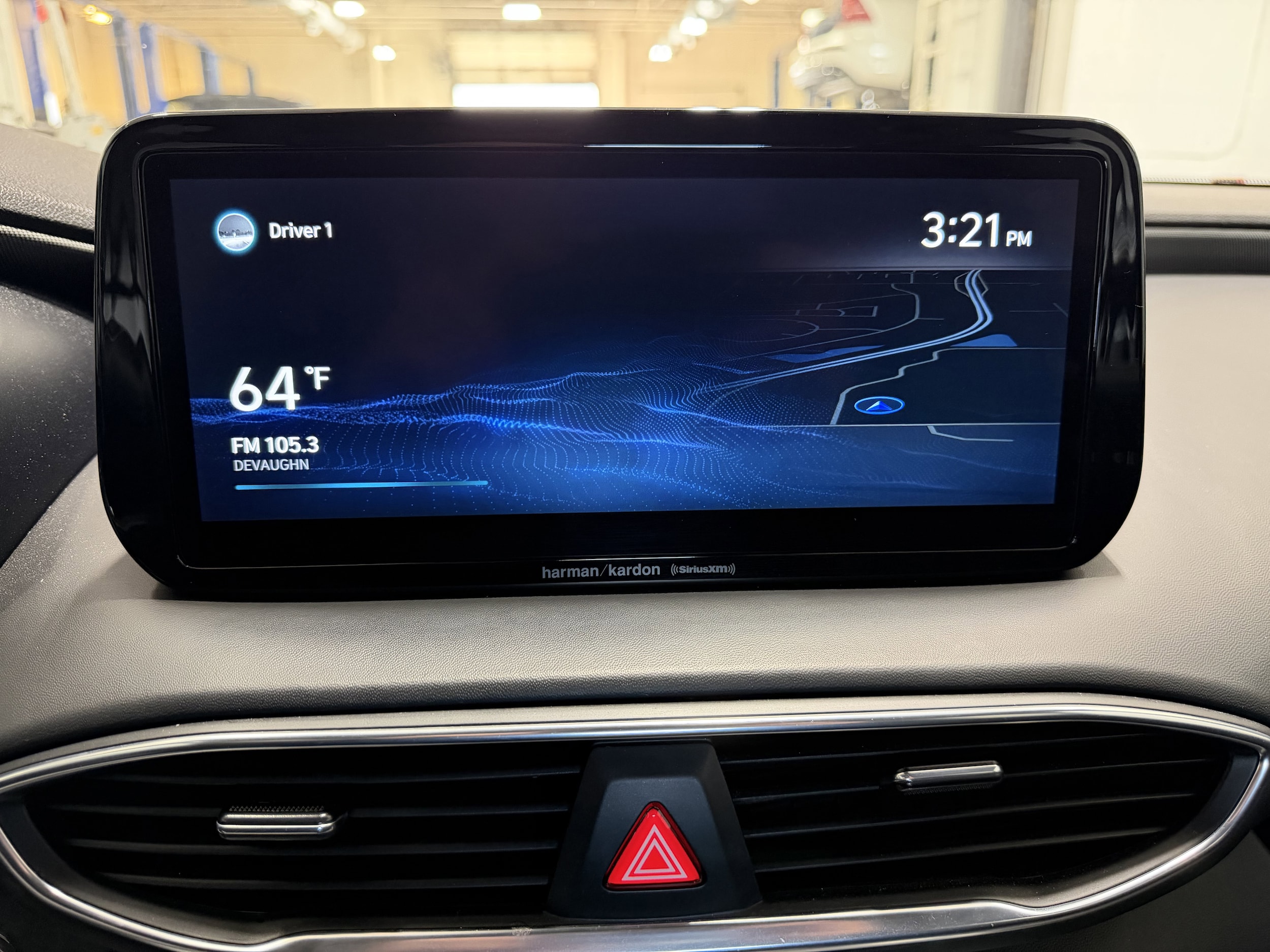 2022 Hyundai Santa Fe Limited - Photo 17