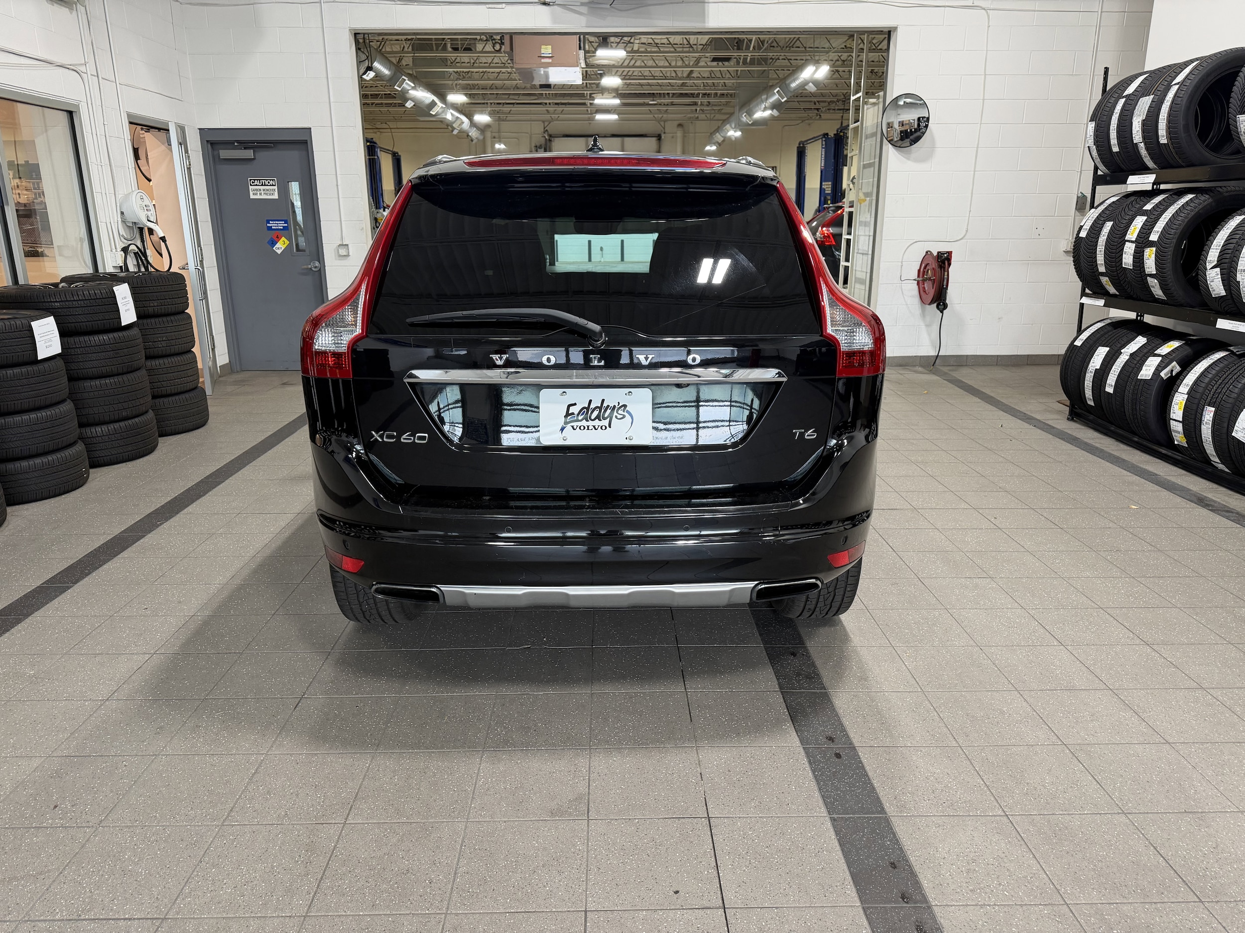 2015 Volvo XC60 T6 Platinum - Photo 8