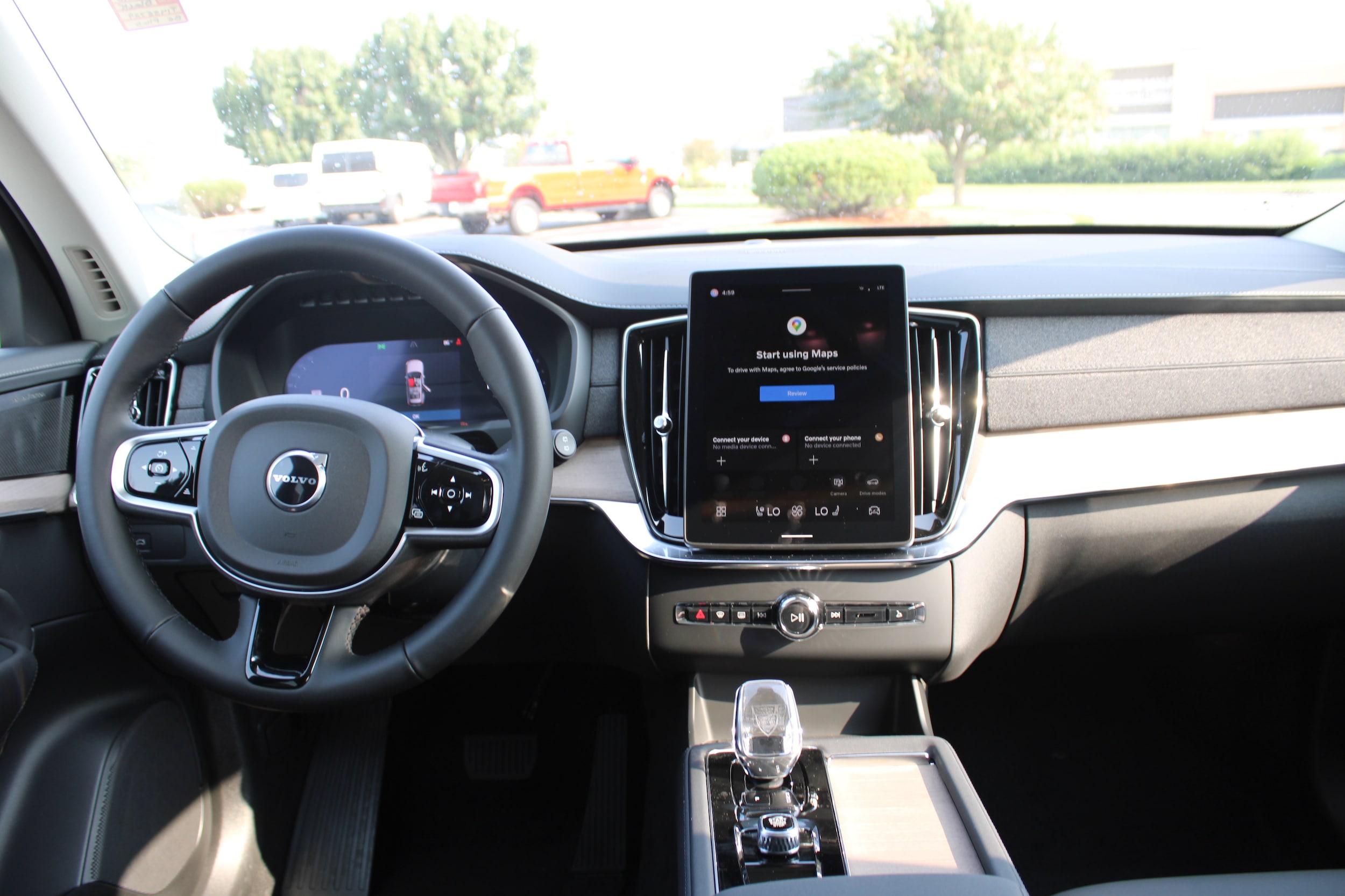 2026 Volvo XC90 Plus - Photo 36