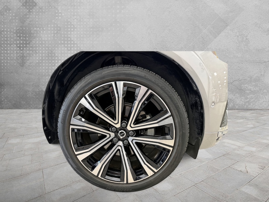 Used 2023 Volvo XC60 B5 FWD Ultimate Bright Sport Utility