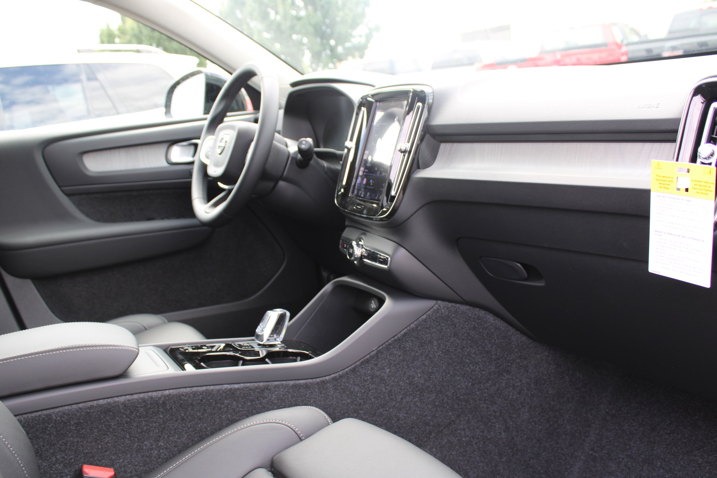 2026 Volvo XC40 Plus - Photo 41
