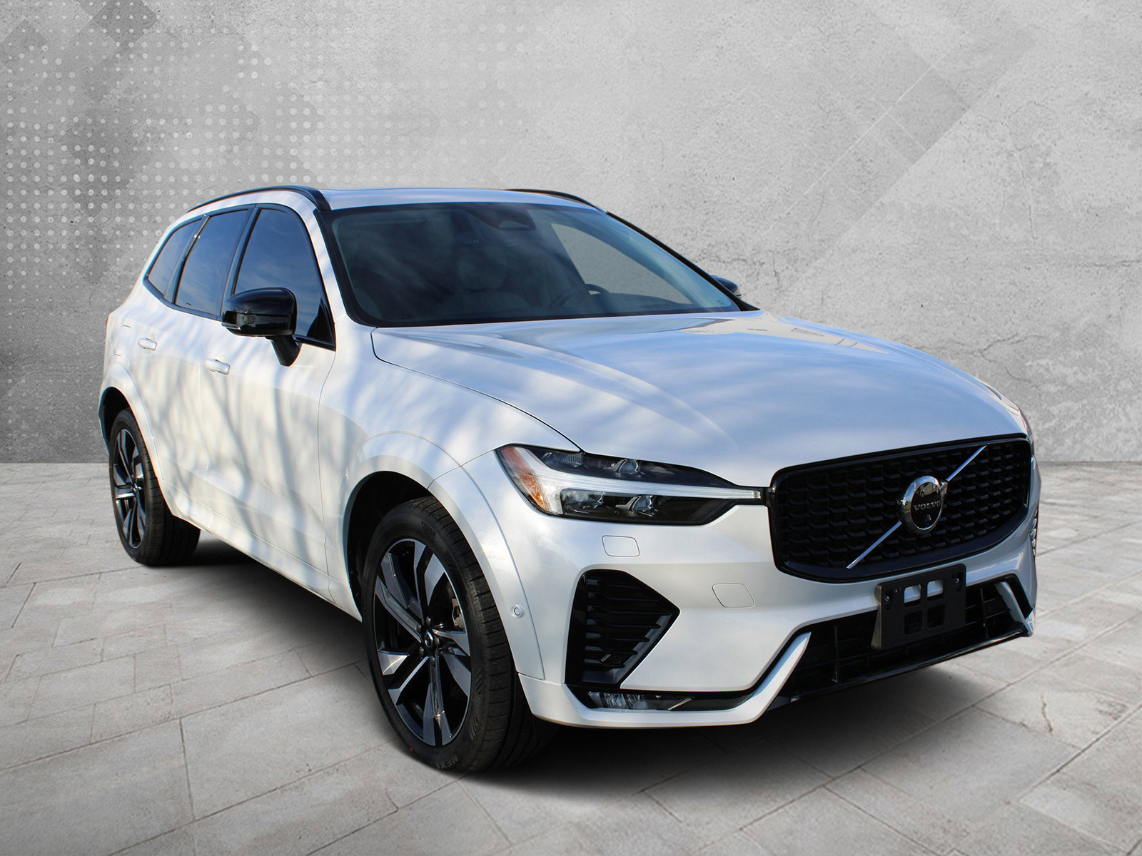 2023 Volvo XC60 Ultimate's photo