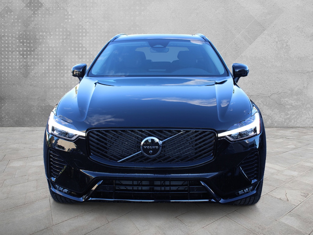 New 2026 Volvo XC60 B5 Plus SUV